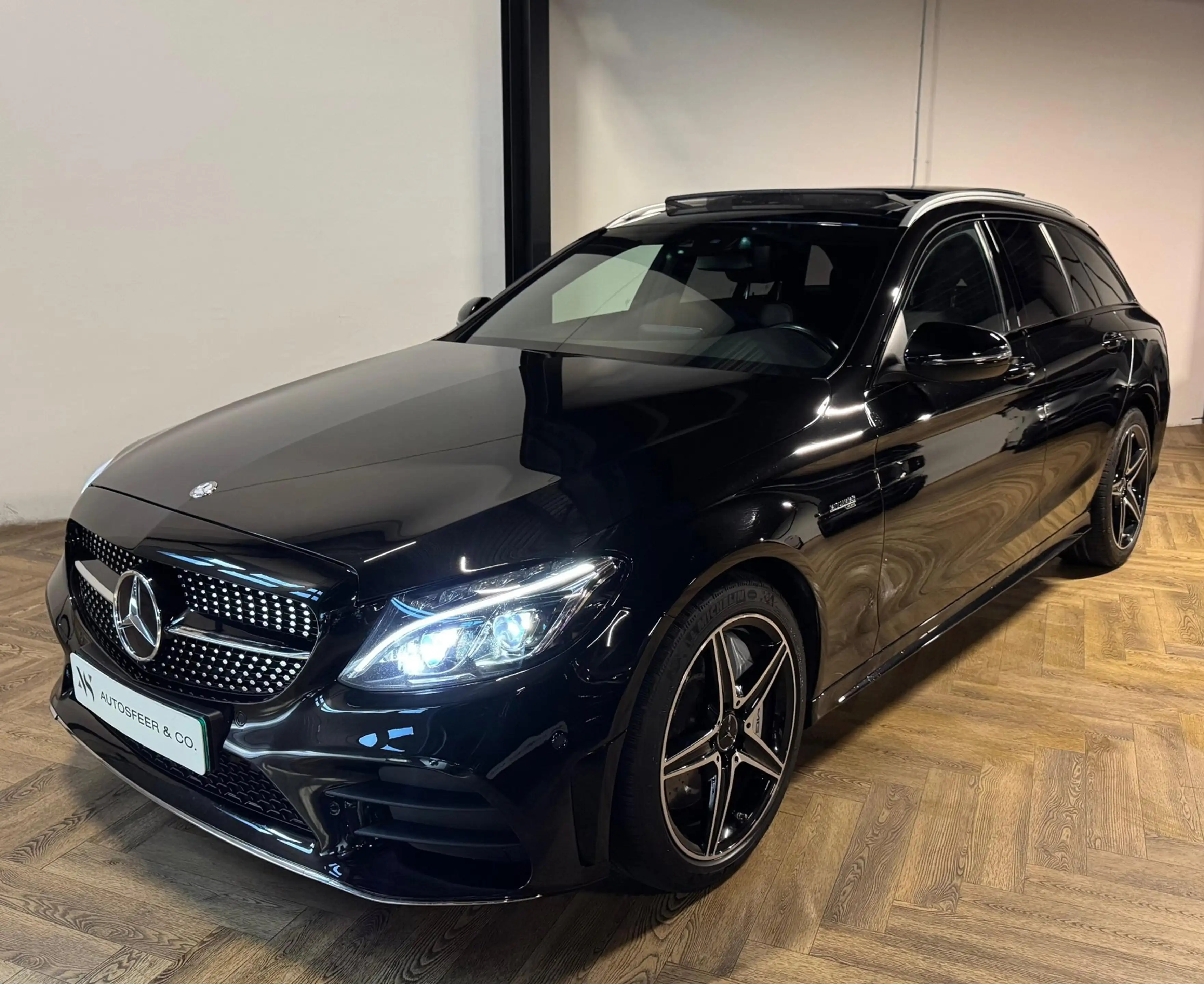 Mercedes-Benz C 43 AMG 4MATIC PANO BURMESTER CAM — photo 13