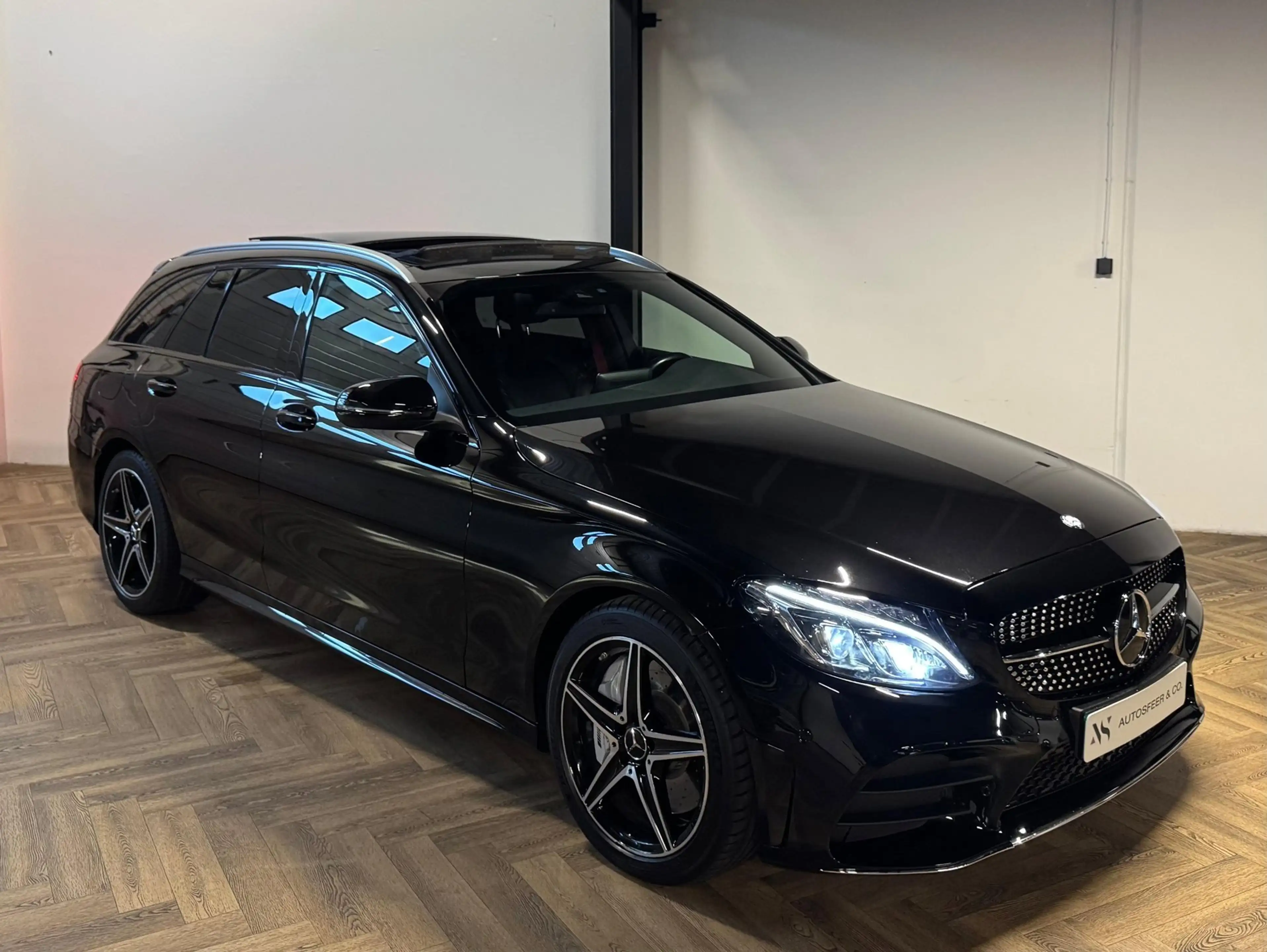 Mercedes-Benz C 43 AMG 4MATIC PANO BURMESTER CAM — photo 6