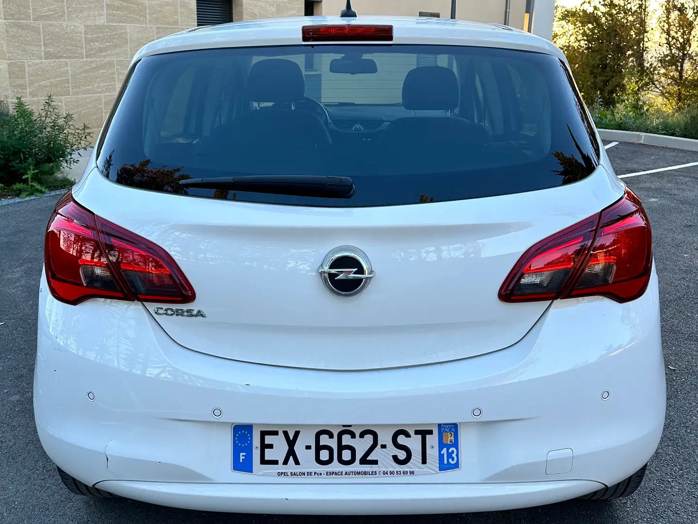 Opel Corsa 1.4 90 ch Excite Blanc - 2