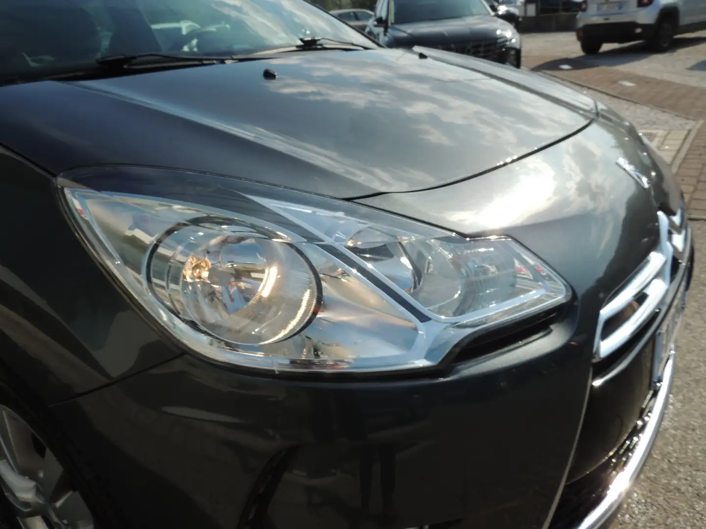 DS Automobiles DS 3 1.2 puretech CAMBIO AUTOMATICO Grigio - 2
