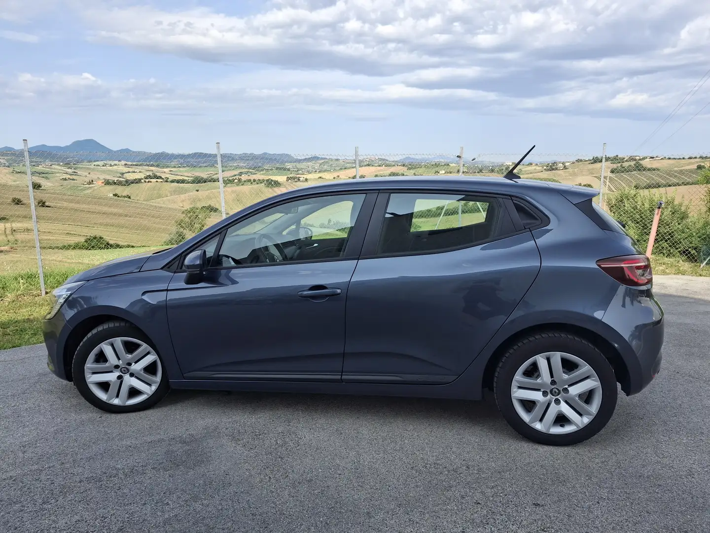 Renault Clio Clio V 2019 1.5 blue dci Business 100cv Bleu - 2