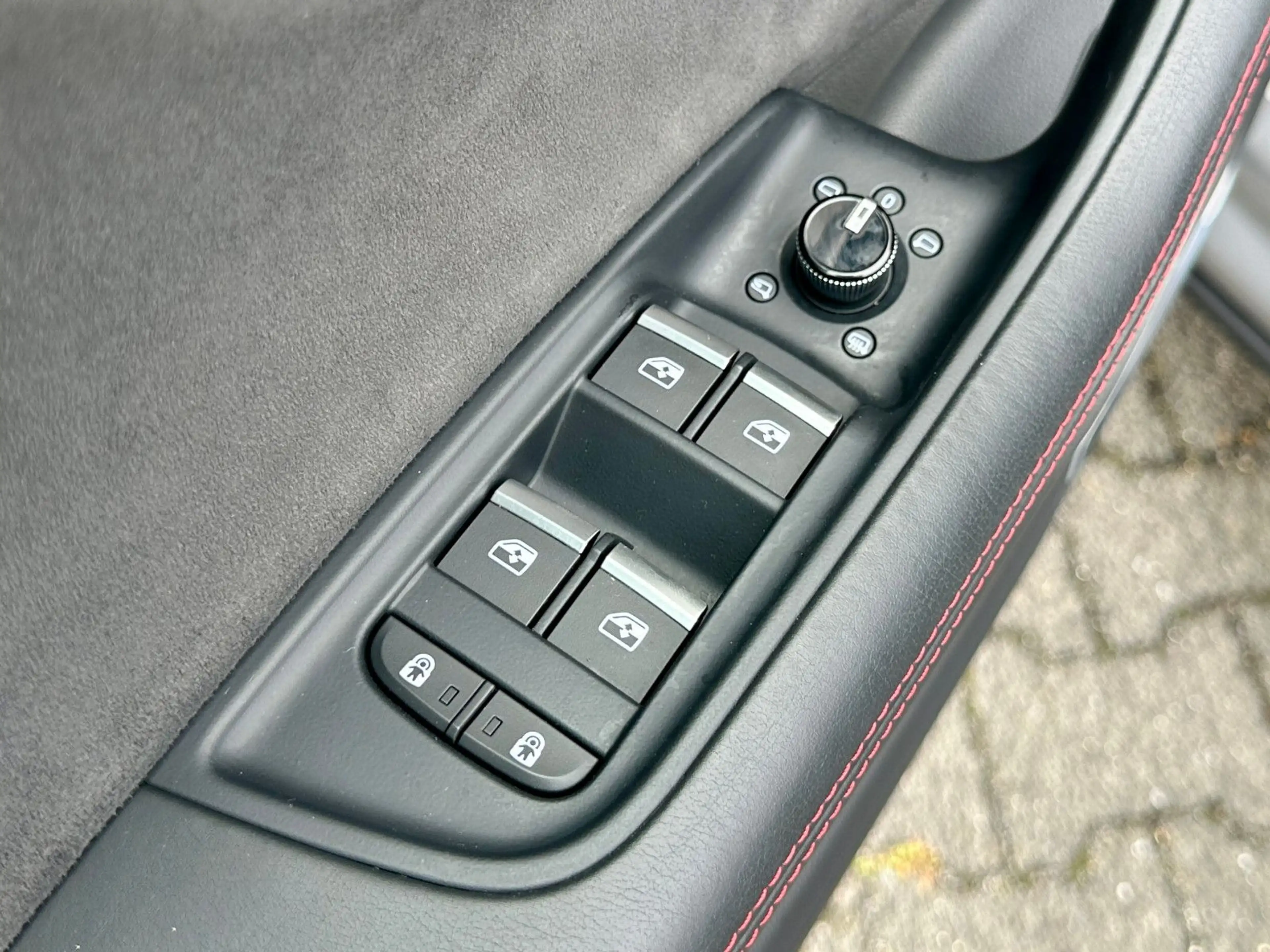 Audi SQ8 TFSI qu competition+ PANO B&O HDMATRIX 360° — photo 7