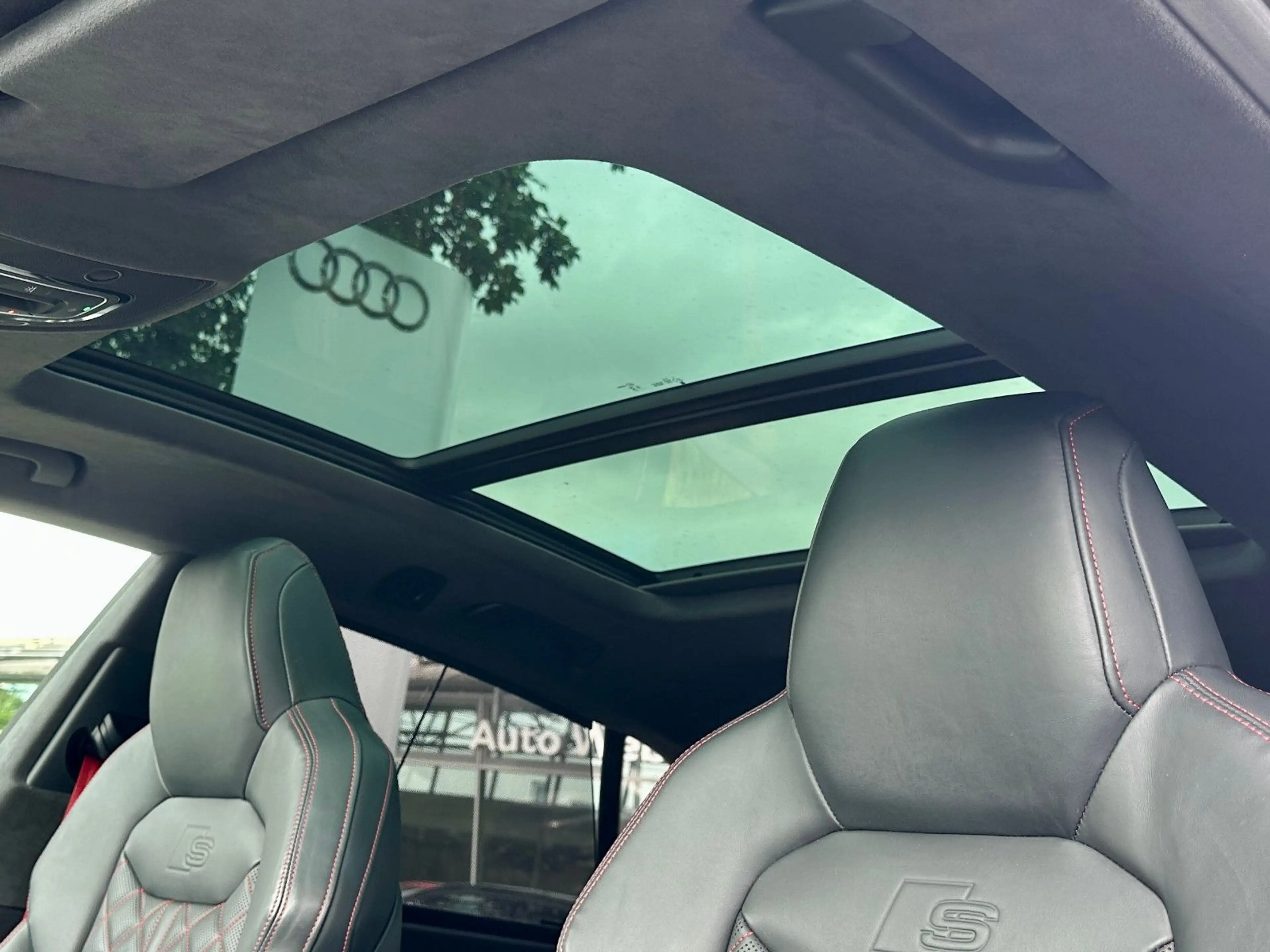 Audi SQ8 TFSI qu competition+ PANO B&O HDMATRIX 360° — photo 12