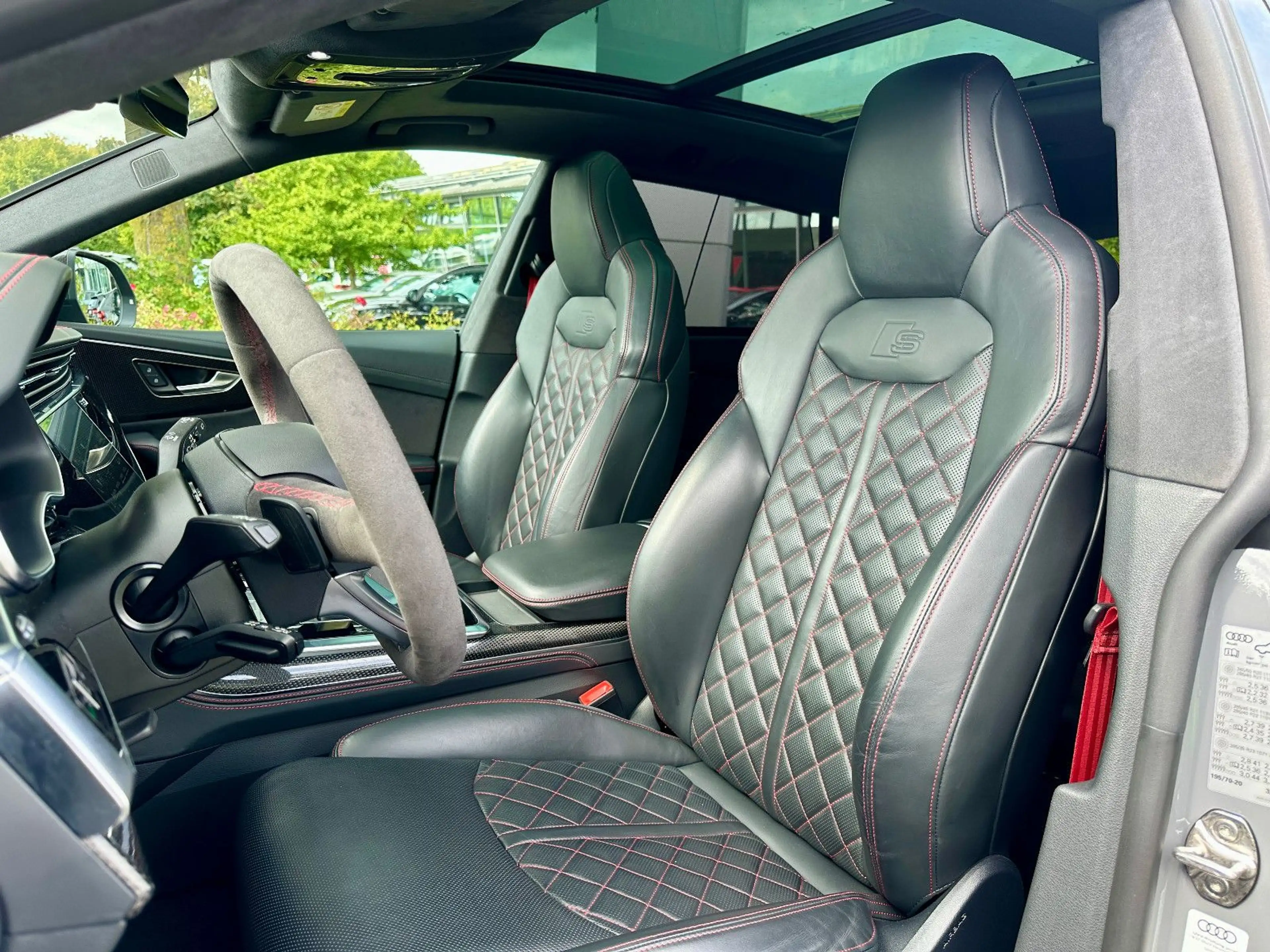 Audi SQ8 TFSI qu competition+ PANO B&O HDMATRIX 360° — photo 11