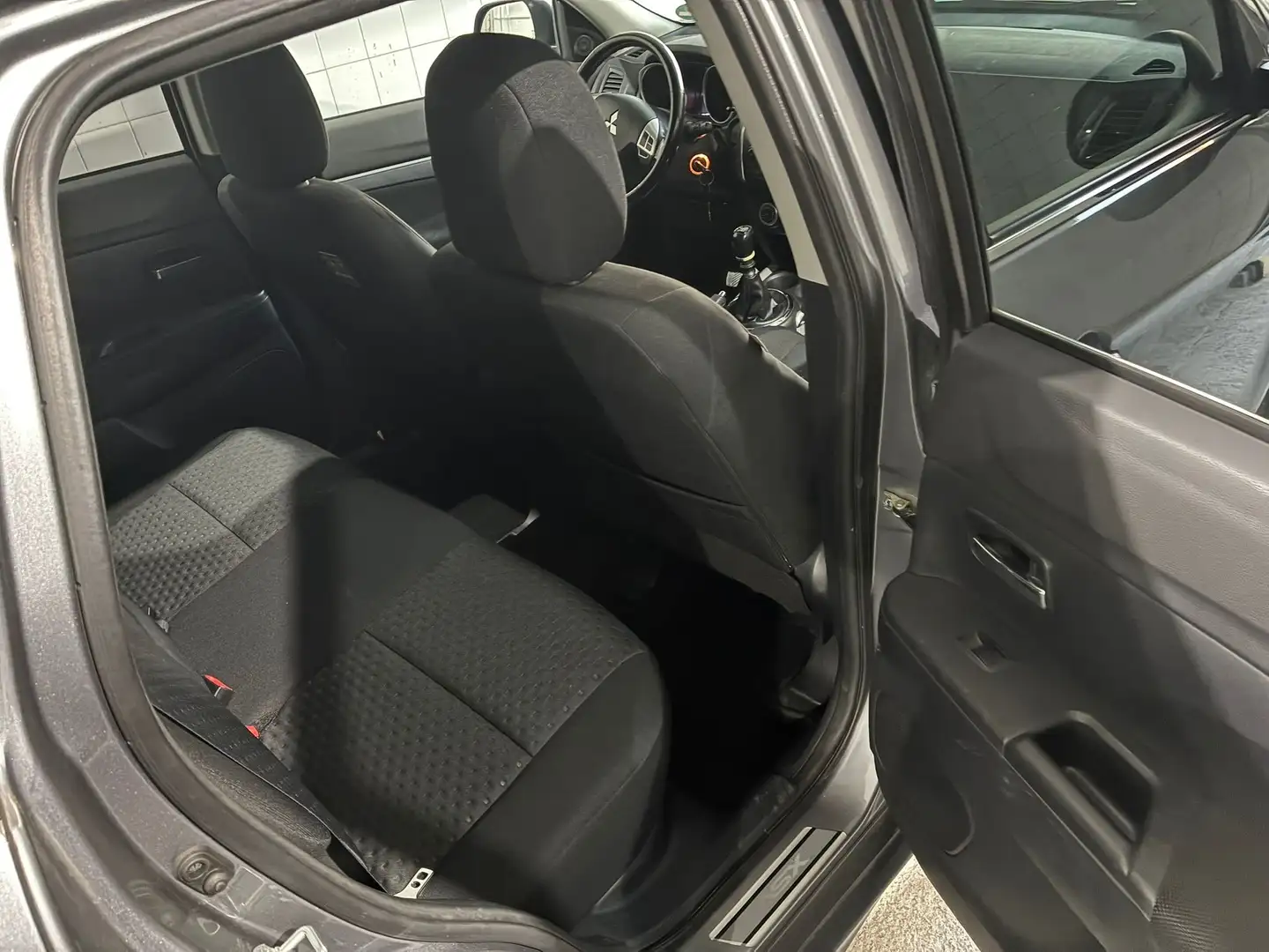 Mitsubishi ASX ASX 200DI-D Motion Motion Plateado - 2