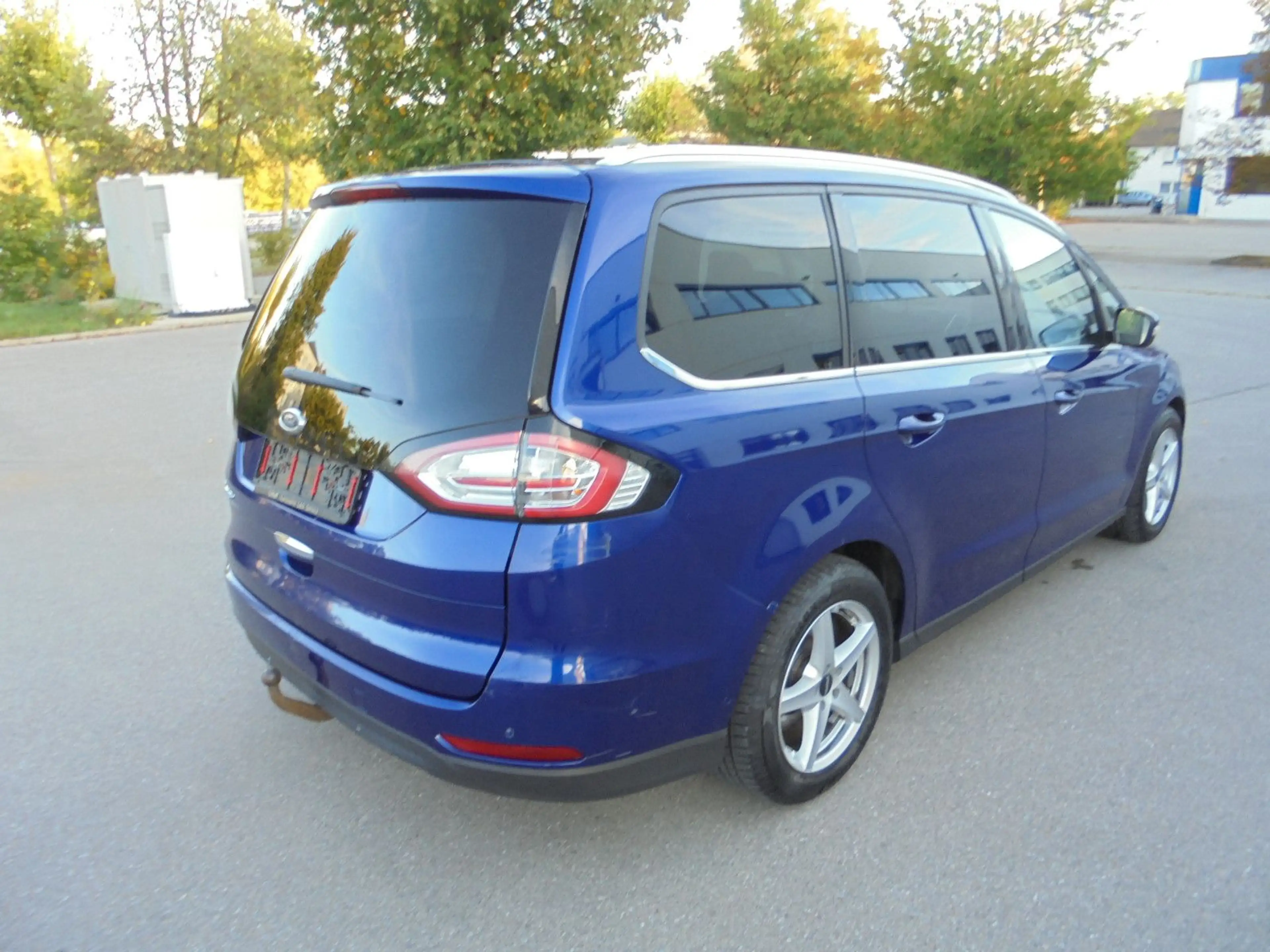 Ford Galaxy Titanium 4WD 2.0 TDCI Automatik ~ 7 Sitze — photo 6
