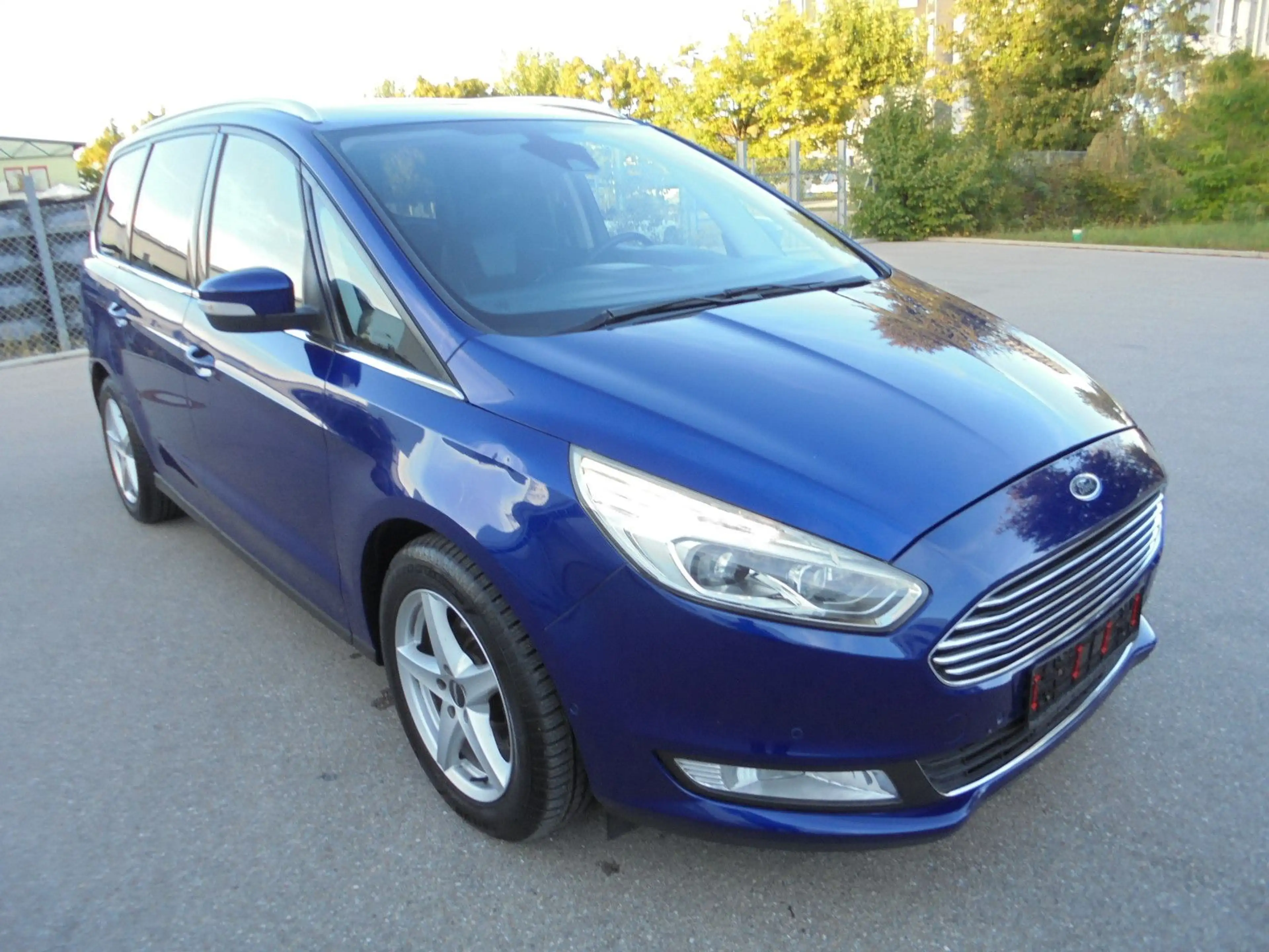 Ford Galaxy Titanium 4WD 2.0 TDCI Automatik ~ 7 Sitze — photo 8