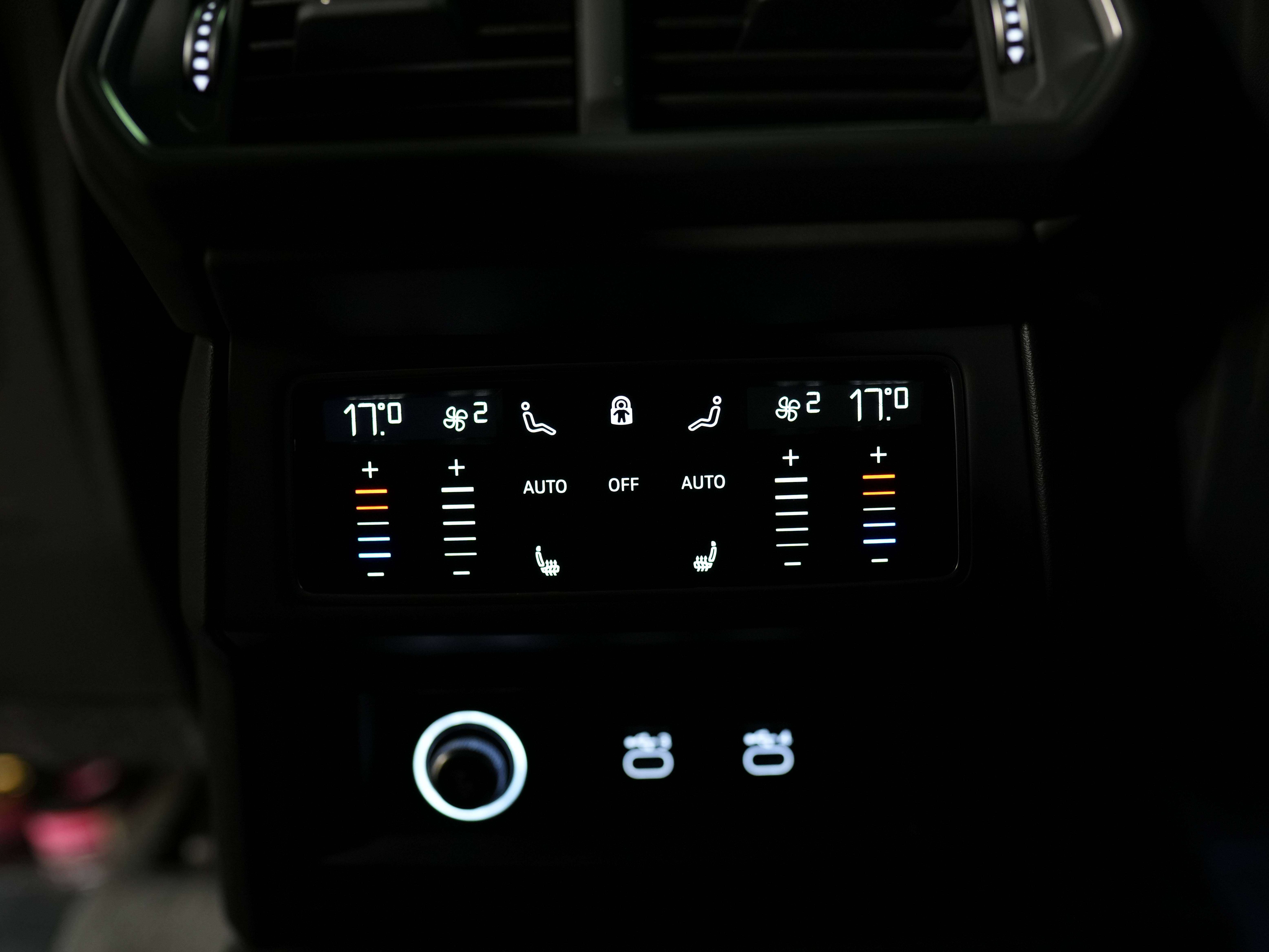 used 2024 Lamborghini Urus car, priced at $329,900