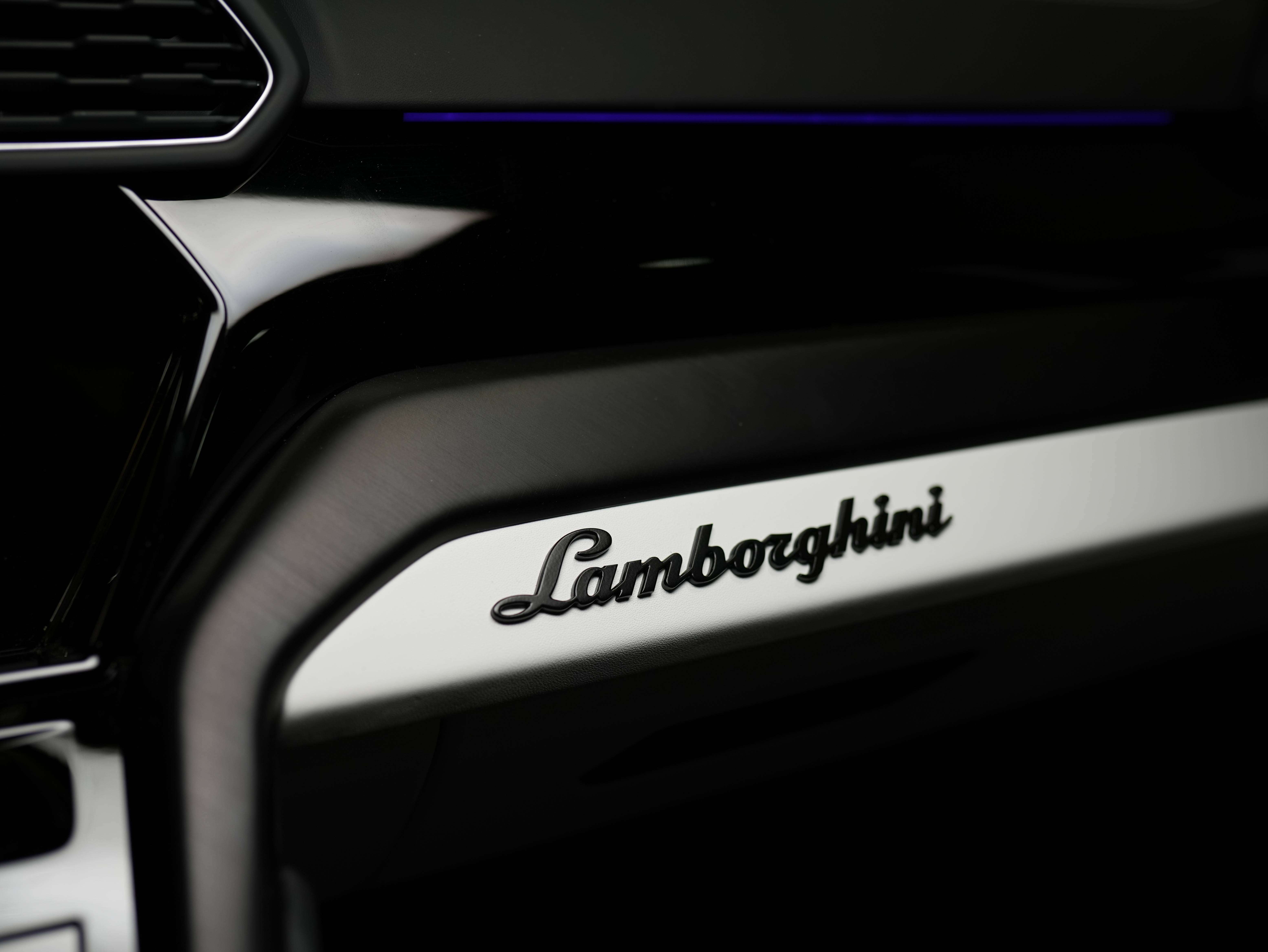 used 2024 Lamborghini Urus car, priced at $329,900