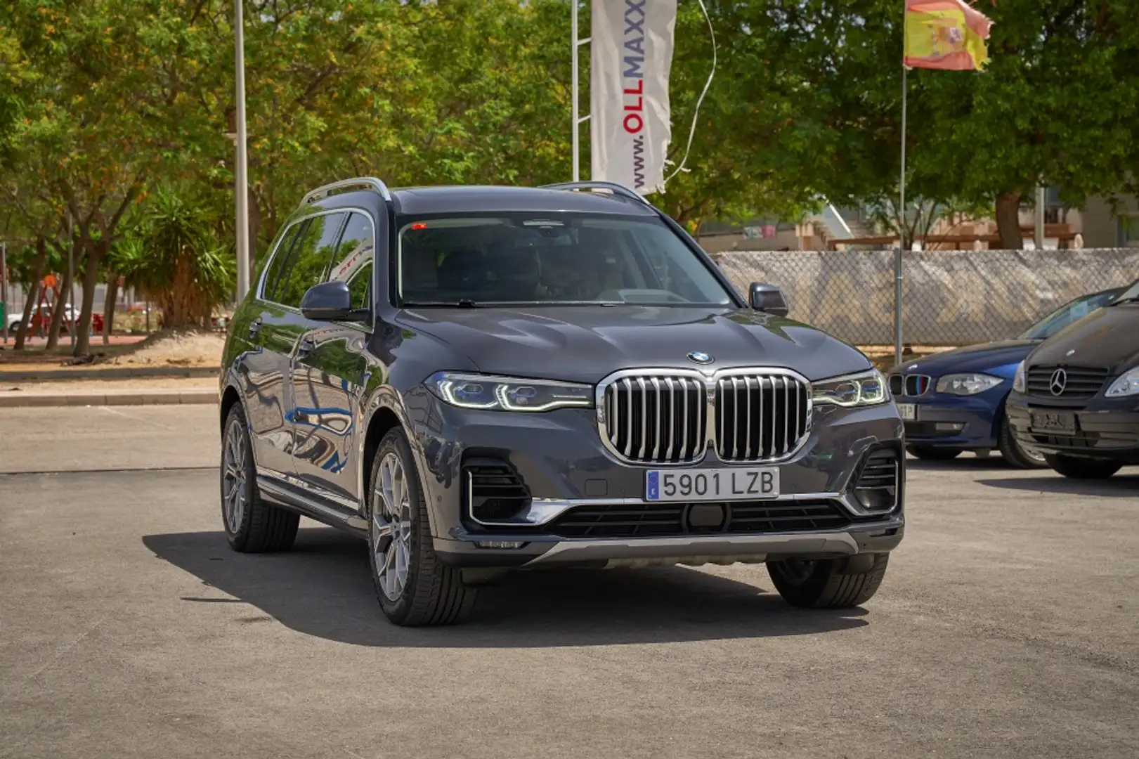 BMW X7 xDrive 30dA Grigio - 1