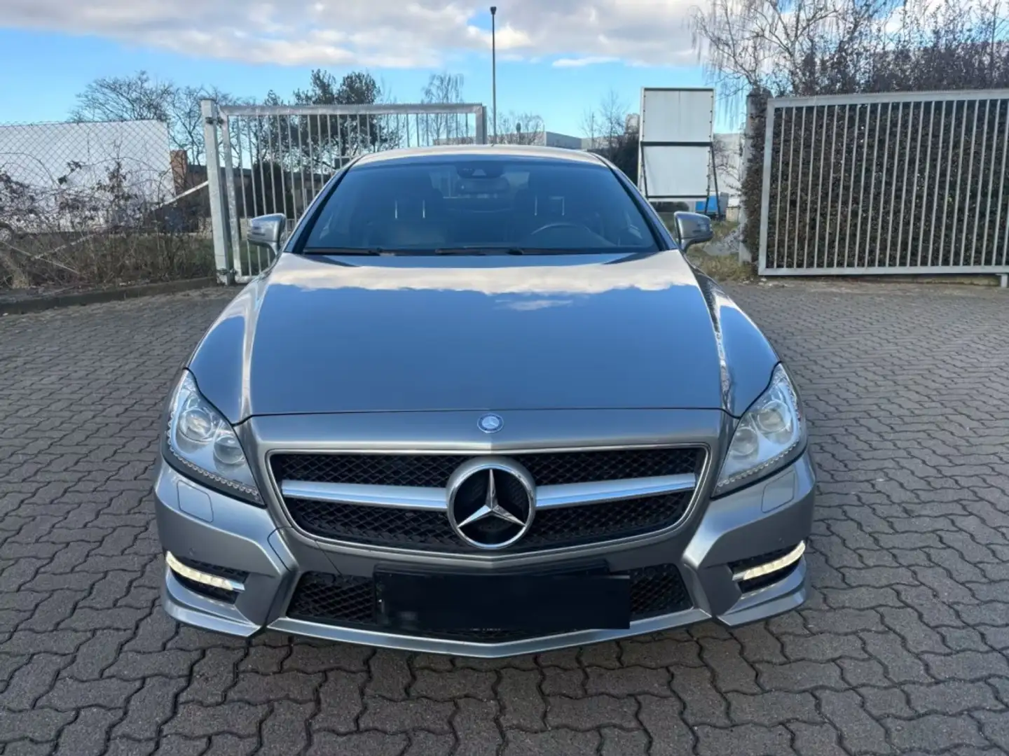 Mercedes-Benz CLS 350 350CDI BE (9.75) Aut. Gris - 2