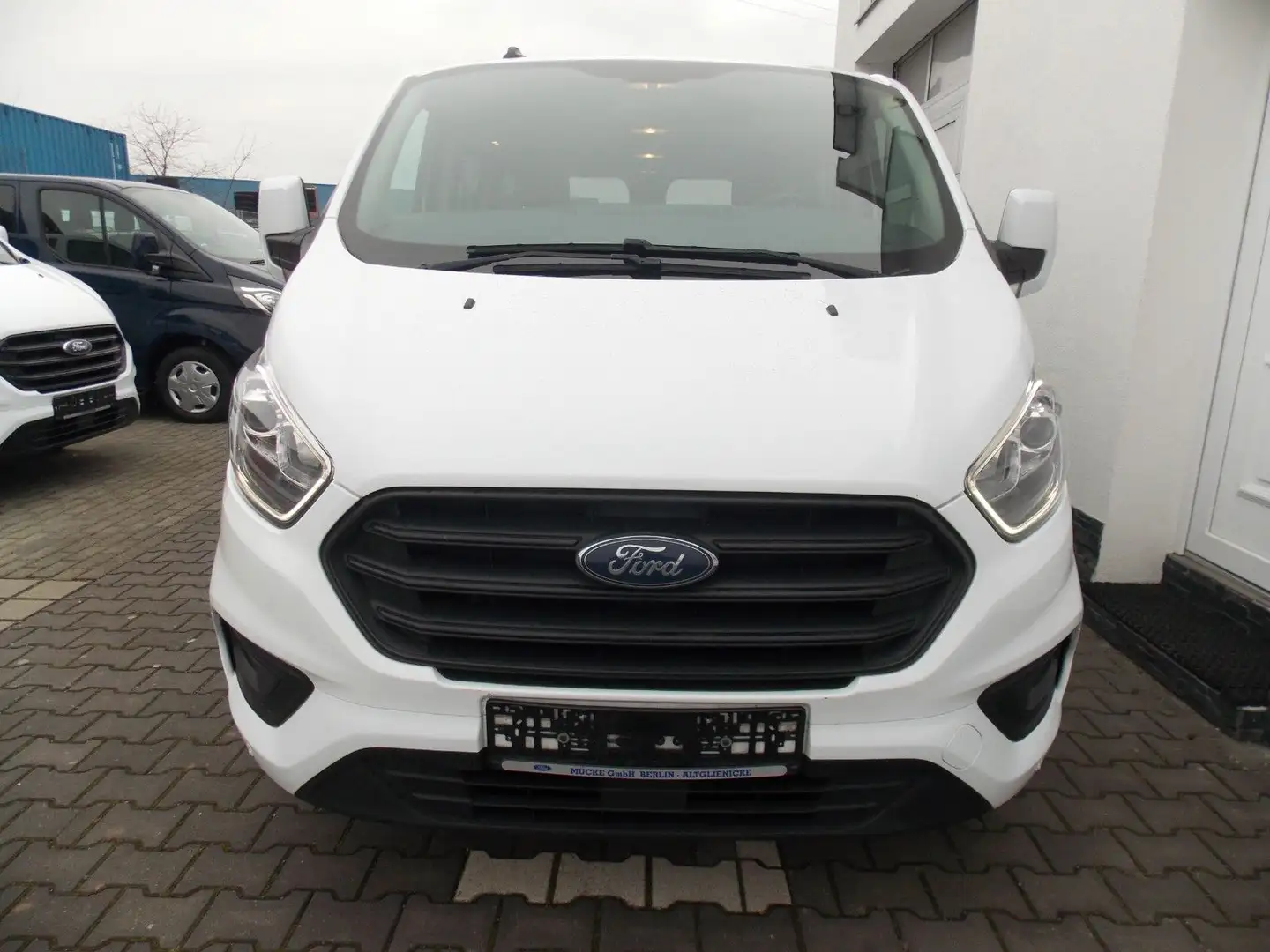 Ford Transit Custom Kombi 320 L1 Trend 8-Sitzer Blanc - 2