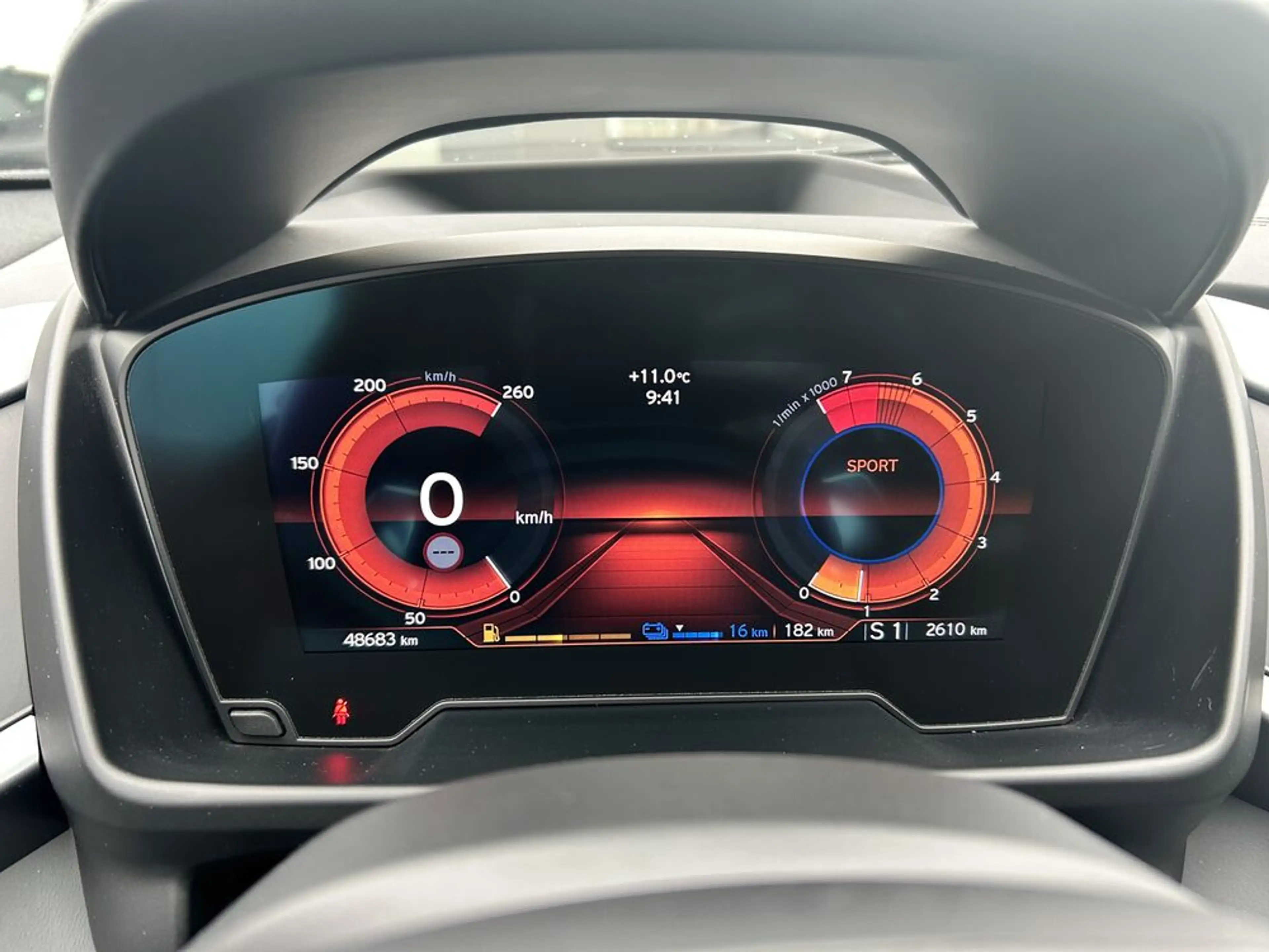BMW i8 Coupé *LED*HUD*H&K*360°*CARBON*STANDKLIMA*20'' — photo 13