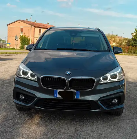 BMW 218