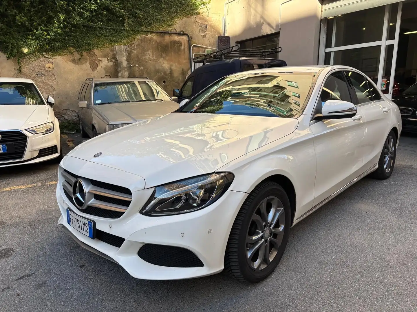 Mercedes-Benz C 220 Classe C-W205 2014 Berlina d (bt) Bianco - 1