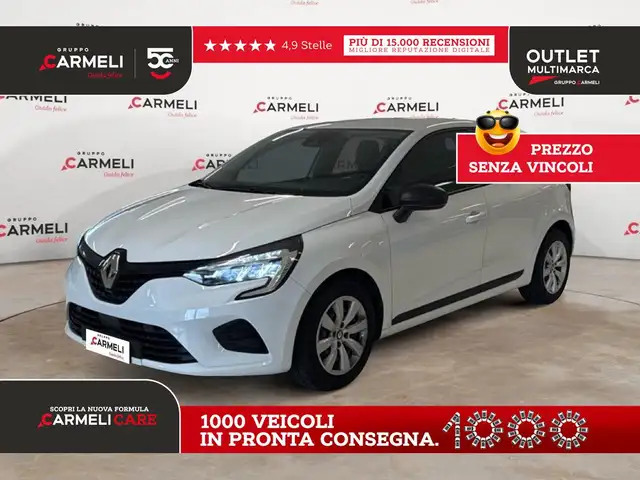 2023 Renault Clio in White for sale
