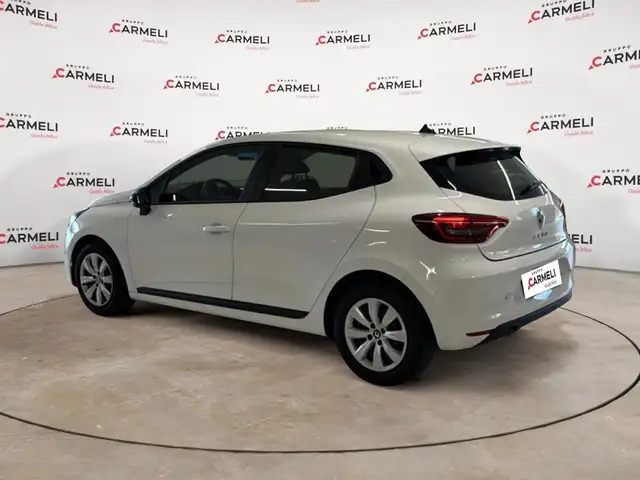 Renault Clio view 3