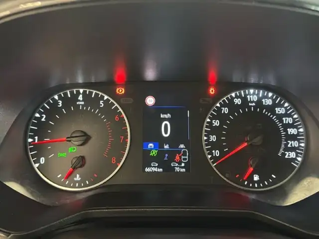 Renault Clio view 9