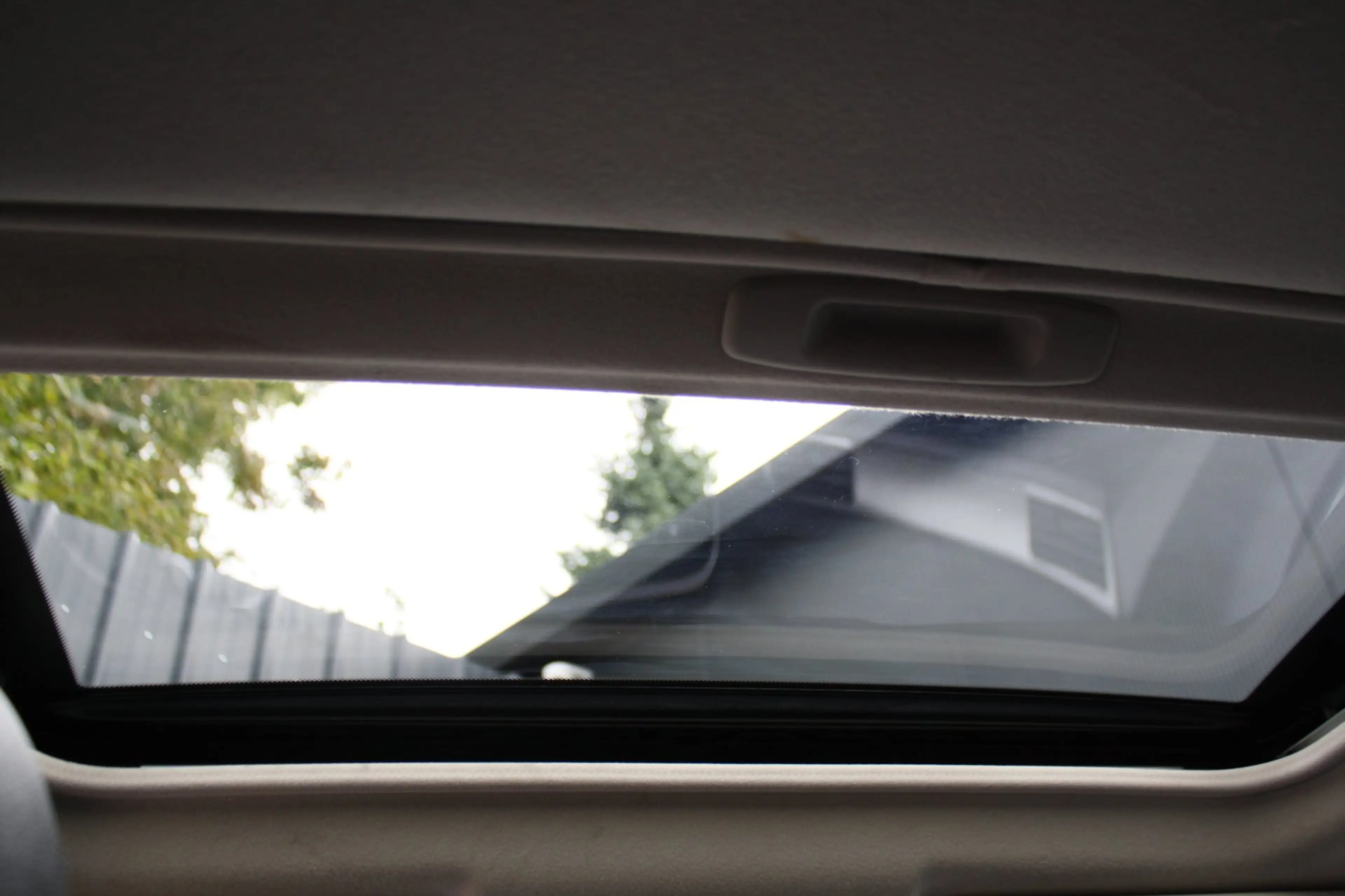 Mitsubishi Outlander 2.0 PHEV instyle -TREKHAAK - PDC - SCHUIFKANTELDAK — photo 14