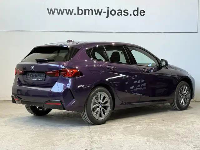 BMW 1 Series view 13