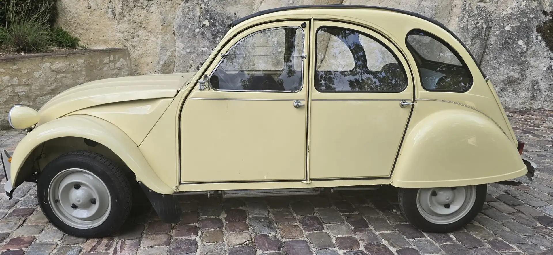 Citroen 2CV Galben - 1