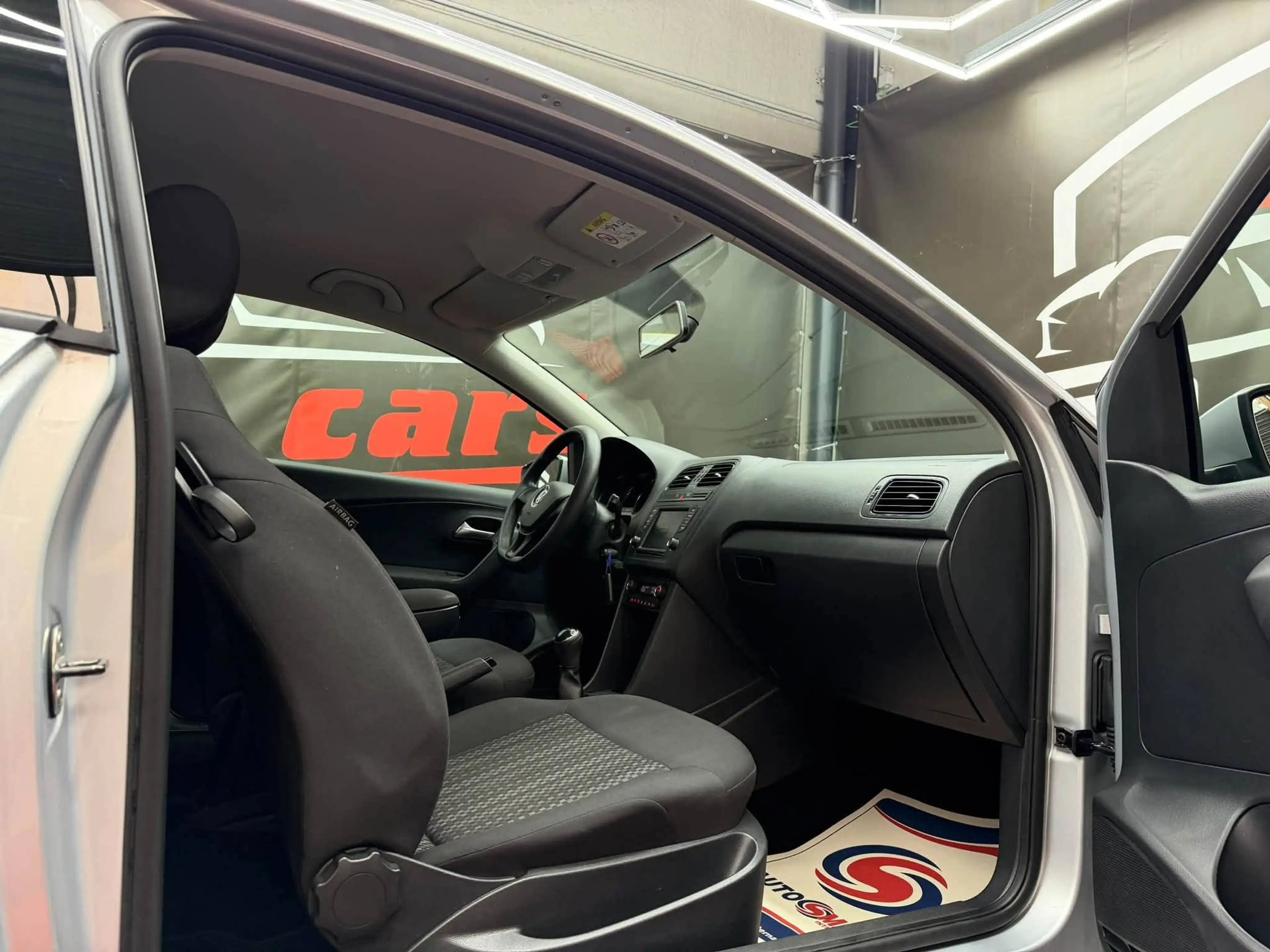 Volkswagen Polo Polo 1.0i Trendline CLIM DIGITAL AIRCO — photo 11