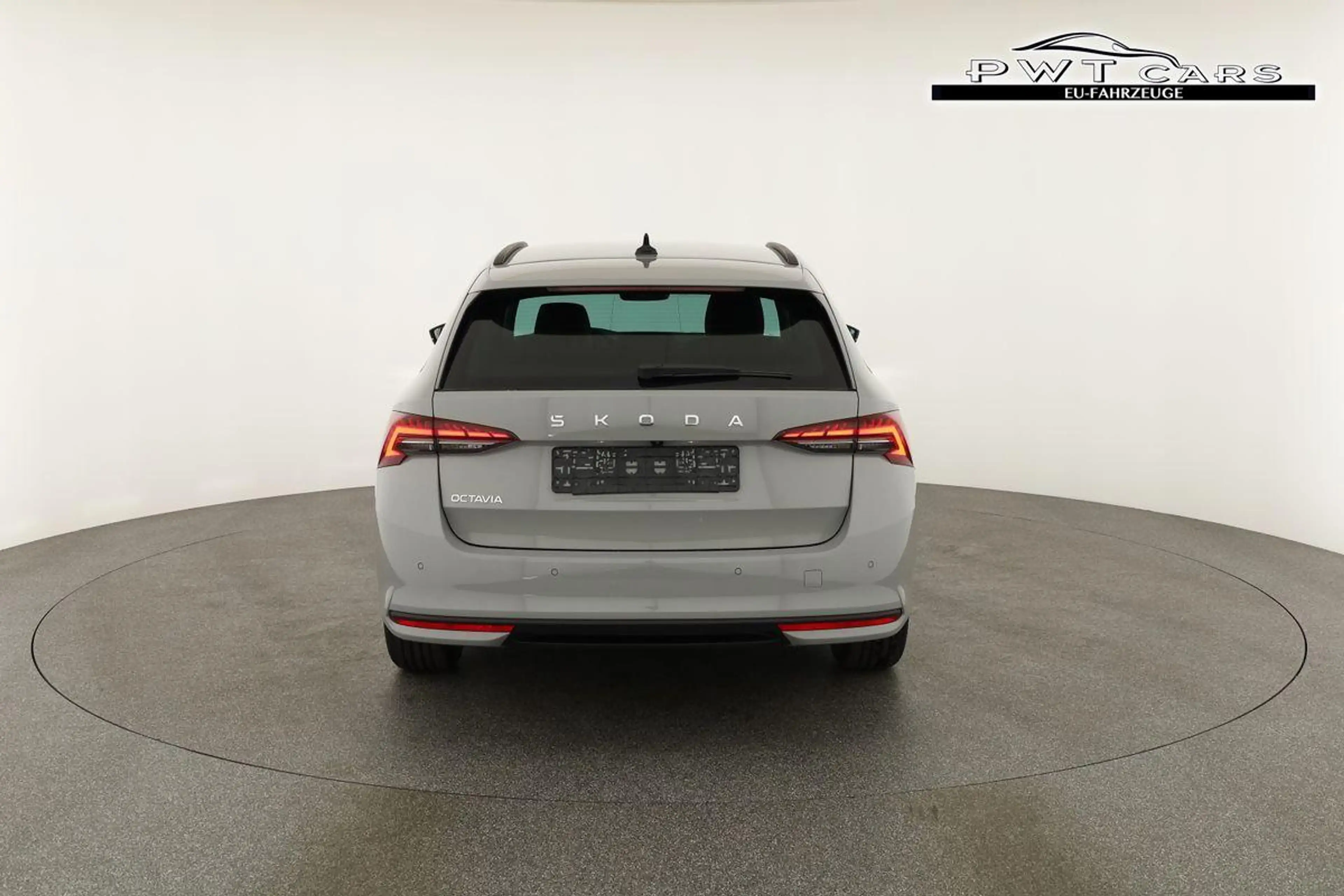 Skoda Octavia Combi 1.5 TSI 110 kW Selection Selection, LED, ... — photo 14