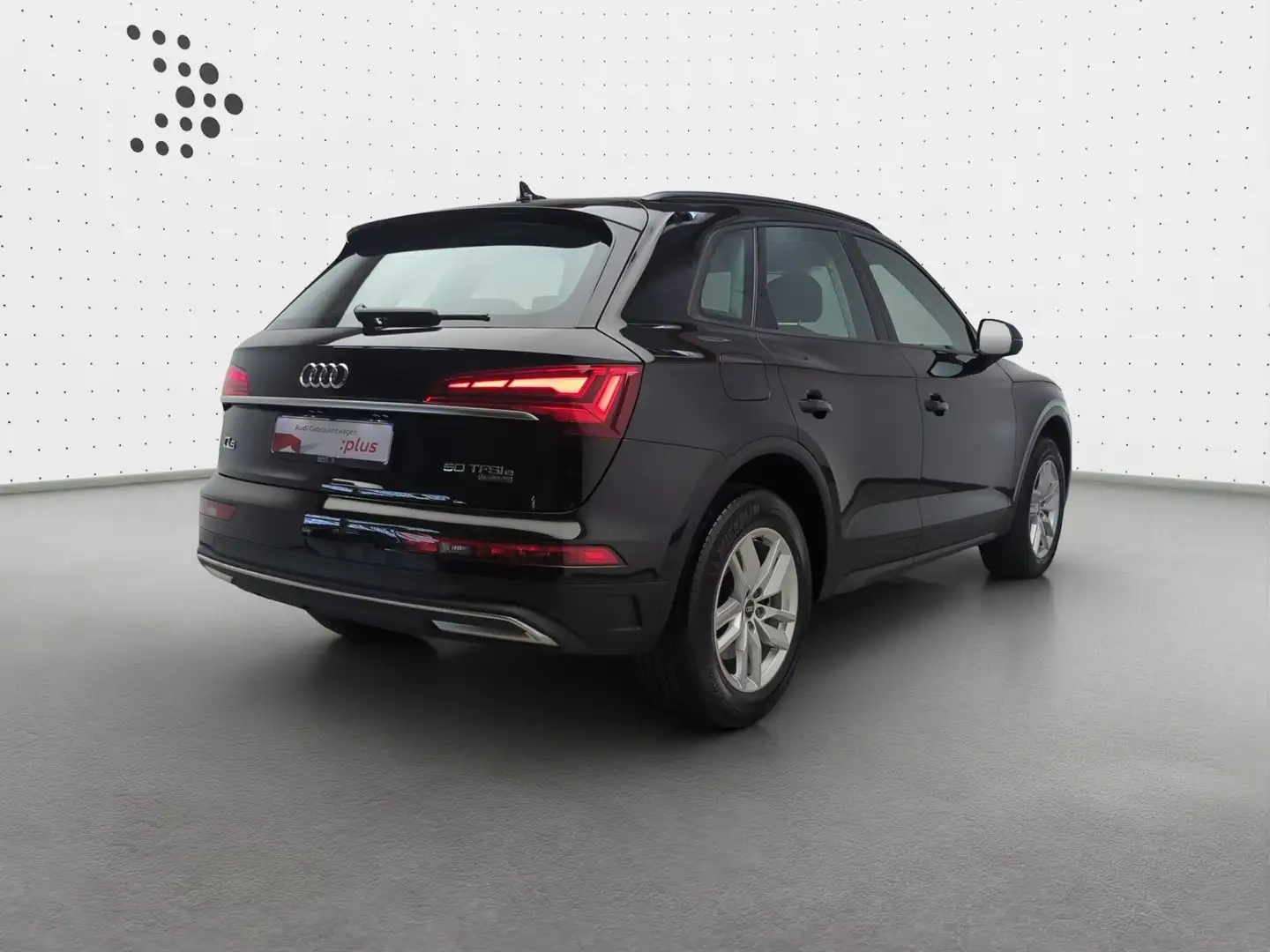 Audi Q5 50 TFSI e qu.Navi*PDC*SHZ Zwart - 2