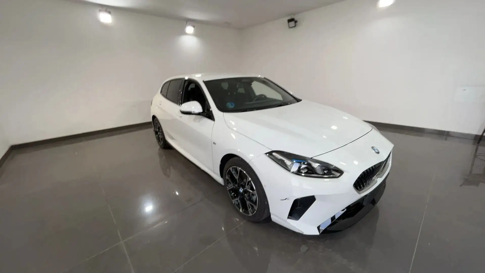 BMW 120 Serie1 120d 48v M Sport 163cv auto Weiß - 1