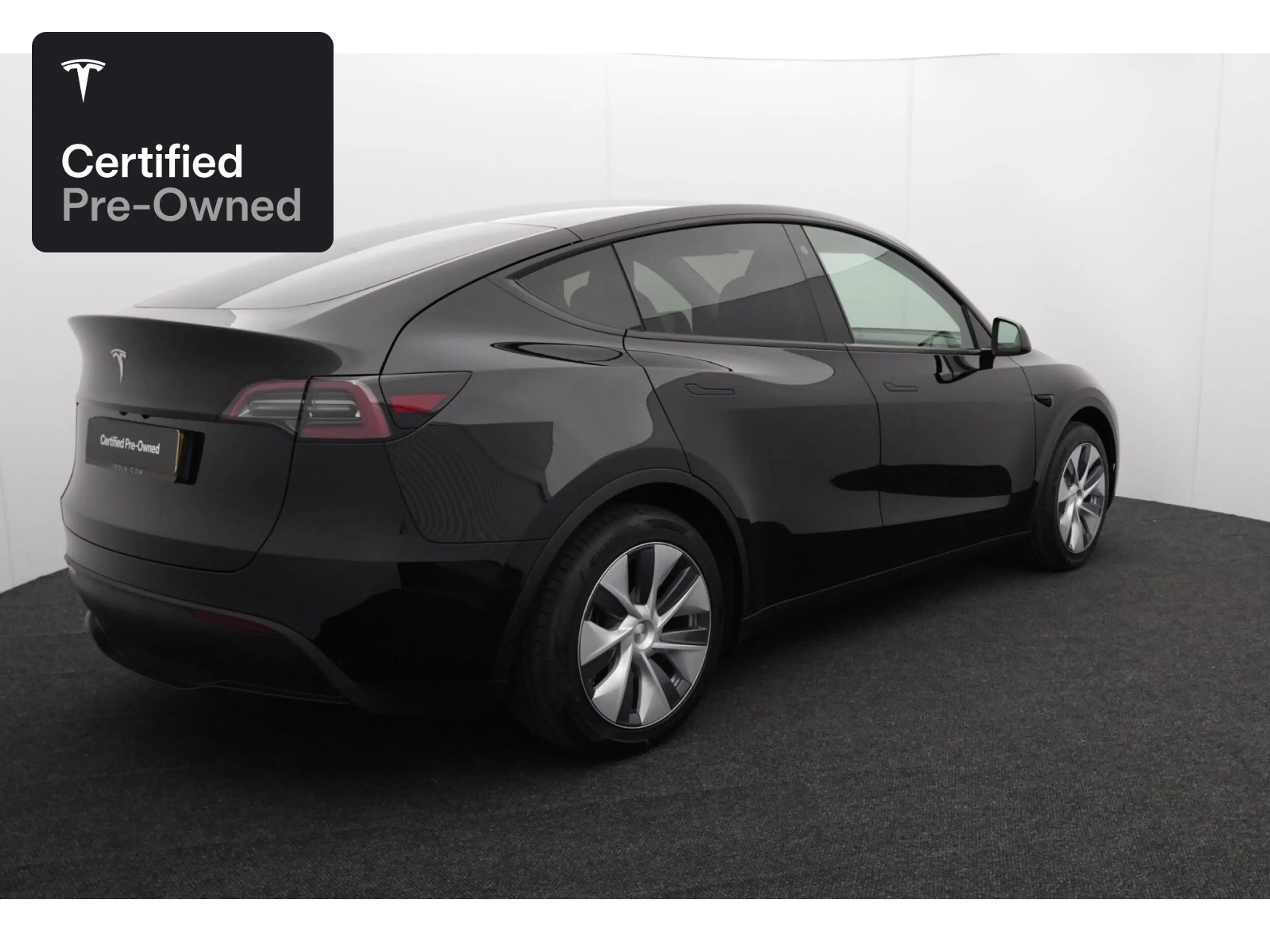 Tesla Model Y Rear-Wheel Drive “Certified Pre-Owned” — photo 8