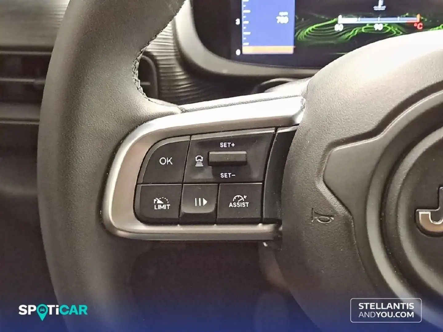 Jeep Avenger 1.2 Altitude 74KW Rood - 2