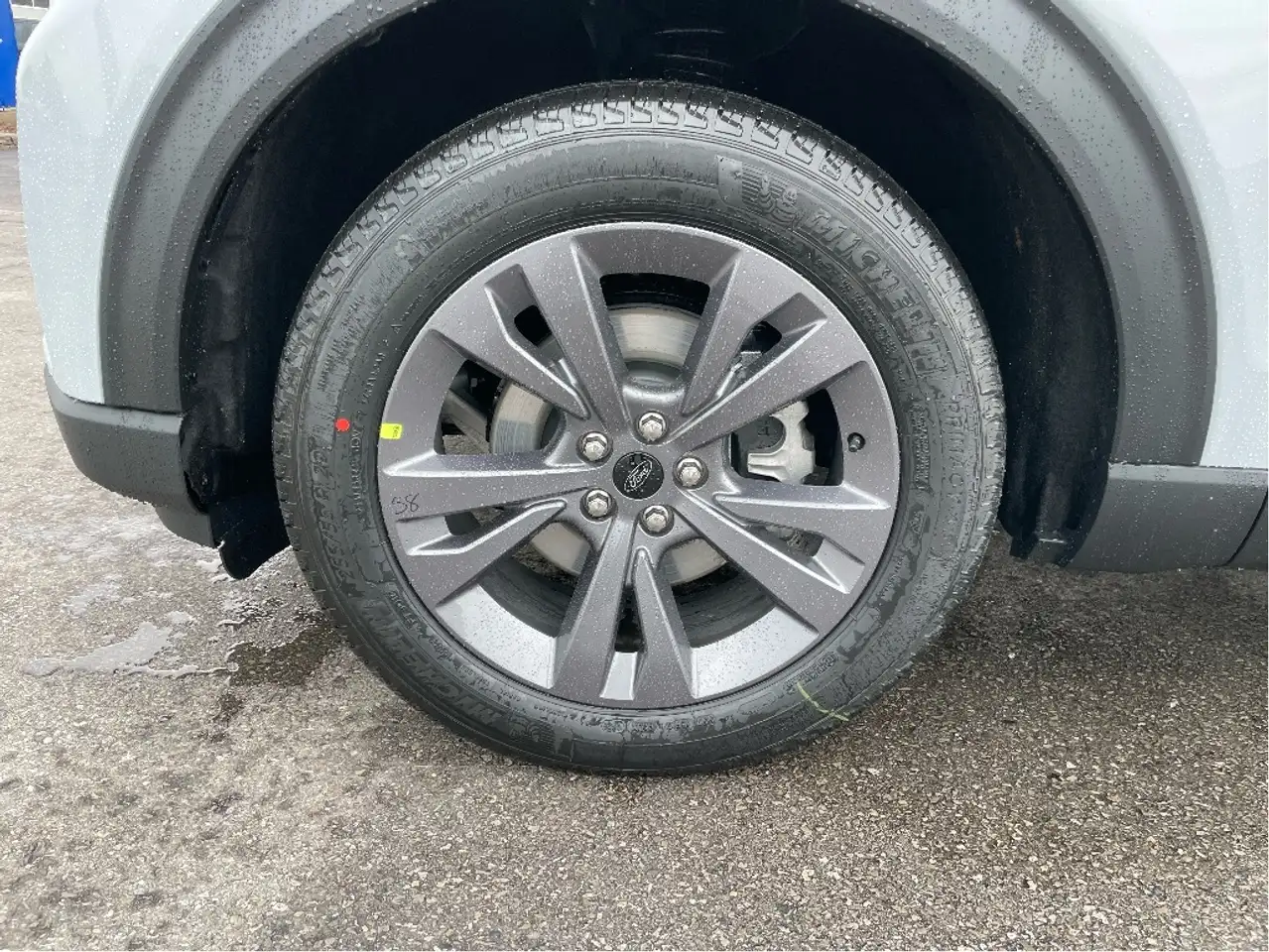 Ford Explorer photo Ford Explorer