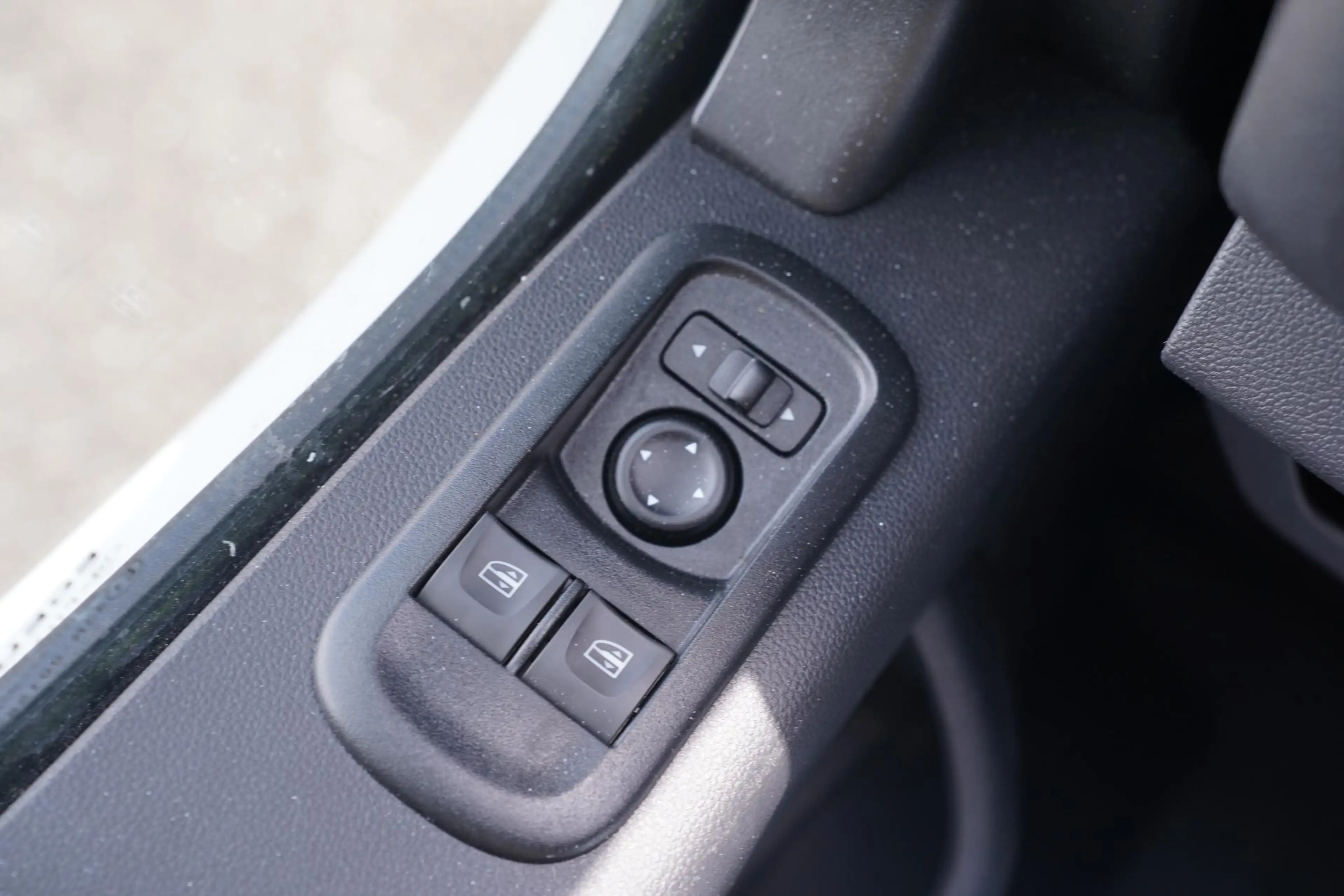 Nissan Interstar 2.3 DCi 165 pk Bakwagen met Laadklep Airco, Apple — photo 39