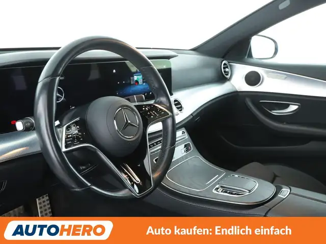 Mercedes-Benz E-Class view 11