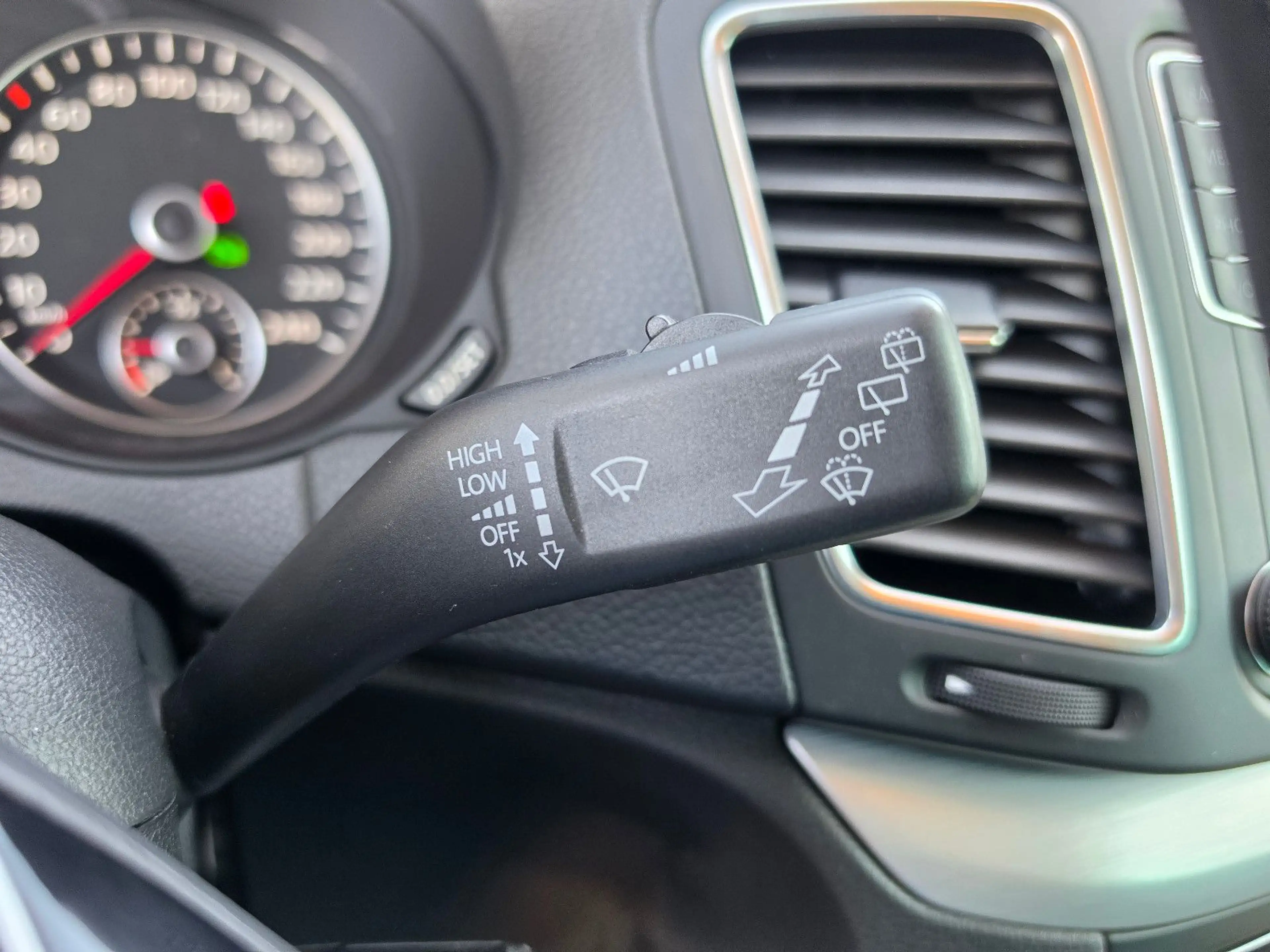 Volkswagen Sharan Comfortline AHK 7-SITZER KAM NAV ACC — photo 14