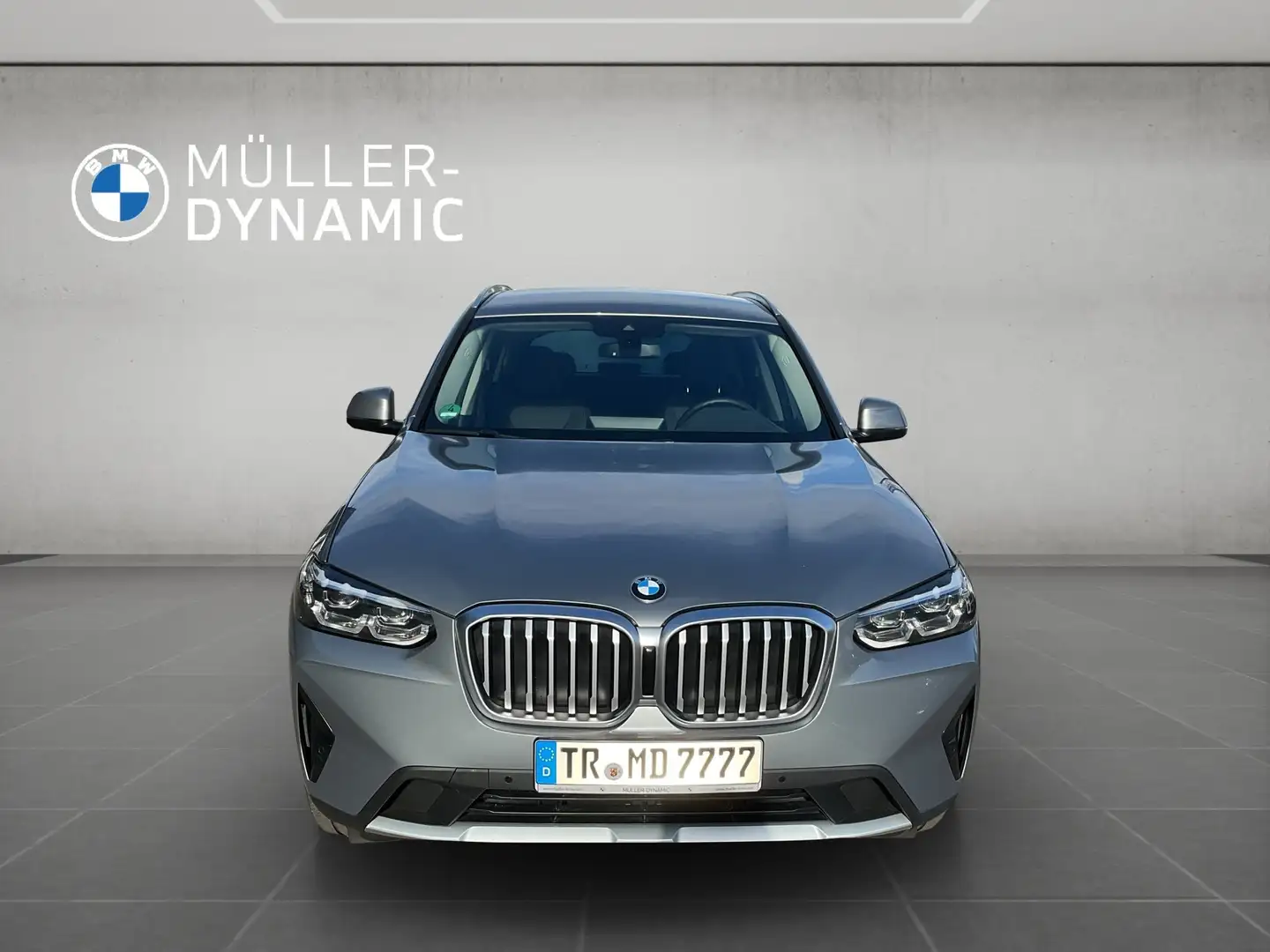 BMW X3 xDrive20d LED AHK RÜCKFAHR KOMFORTZUG VIRT COCK+ Grau - 2