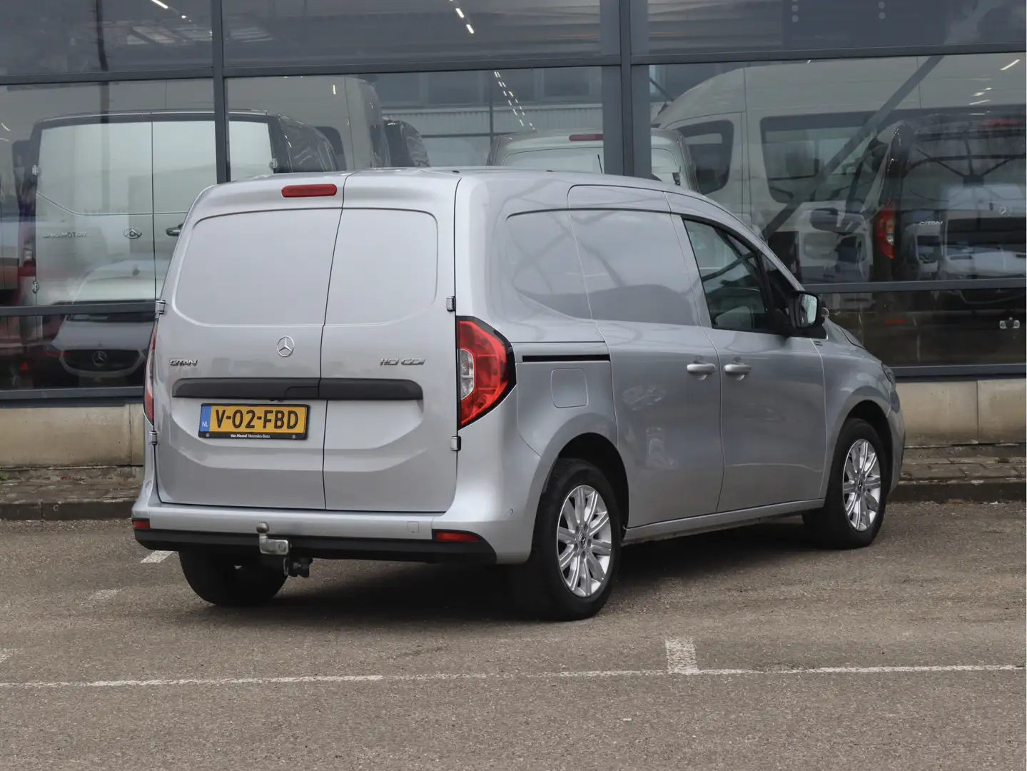 Mercedes-Benz Citan 110 CDI L1 Pro | AIRCO/CAMERA/CRUISE/TREKHAAK | Ce Gris - 2