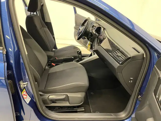 Volkswagen Taigo view 8