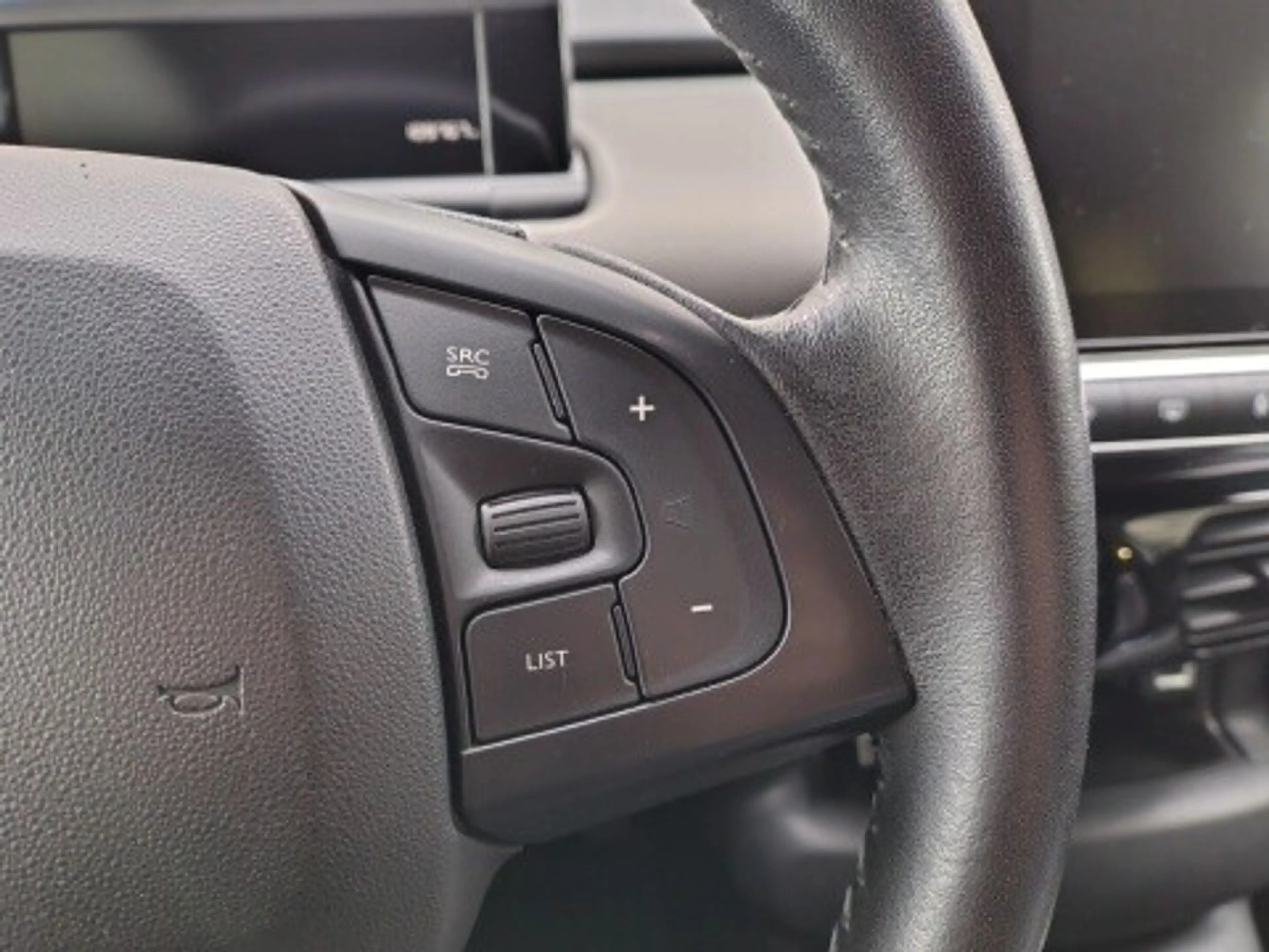 Citroen C4 Cactus BlueHDi 100 S&S Manuell Origins — photo 9