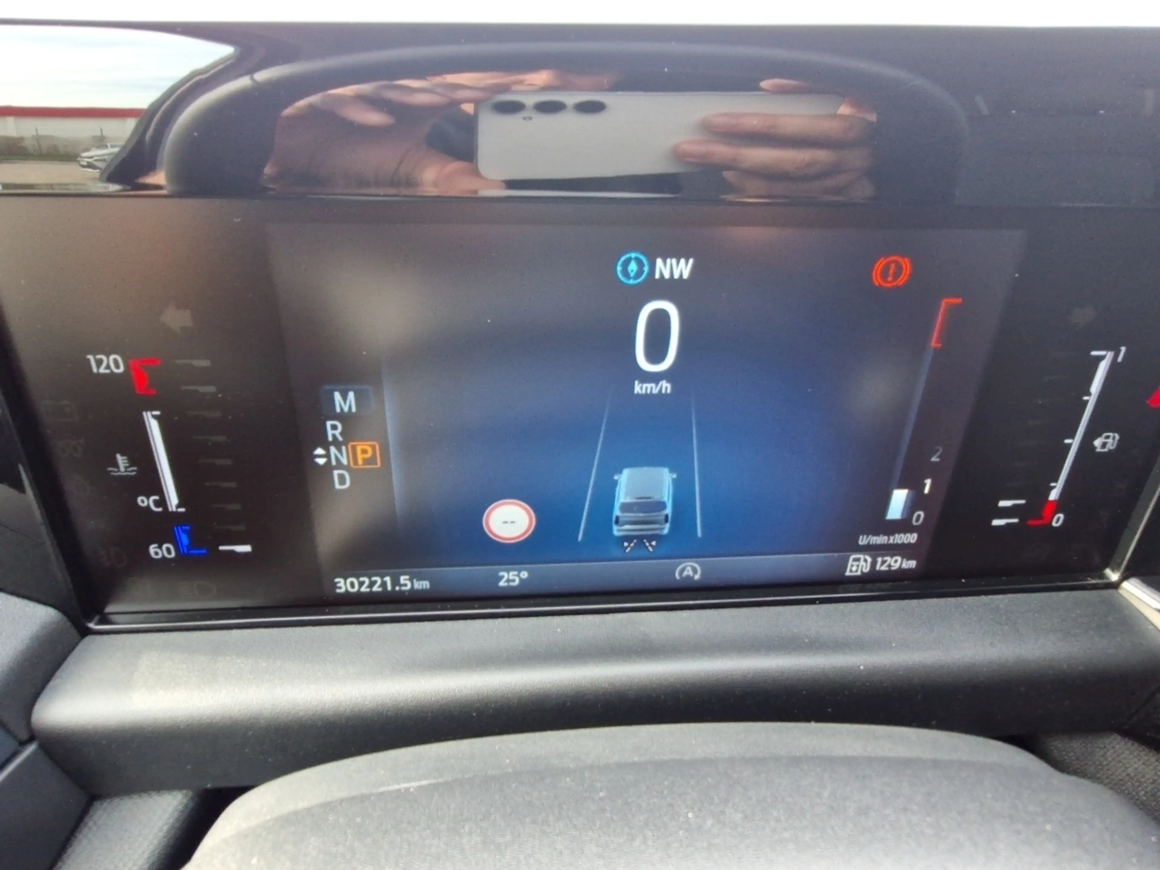 Ford Tourneo Custom 320 Tourneo Active LED Navi Klimaa — photo 12