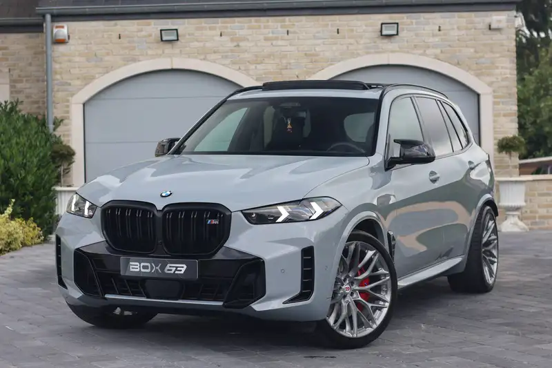 BMW X5 M M60i V8 *Utilitaire *Lichte Vracht *Pano *Bowers Wilkins *Comfort seat *Pro suspension *NEW PRICE 148K