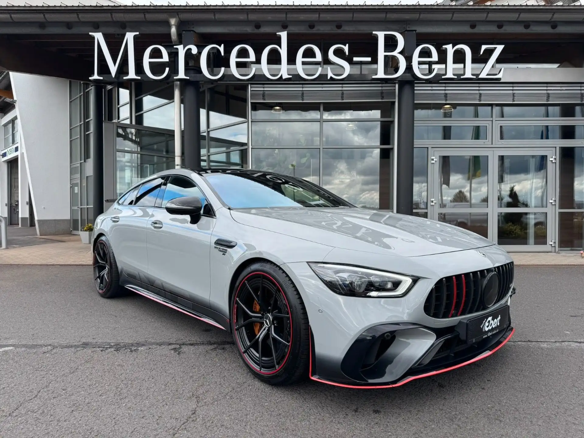 벤츠 Mercedes-Benz AMG GT 4-Door Coupe 63 S E 2023 화이트 사진 2
