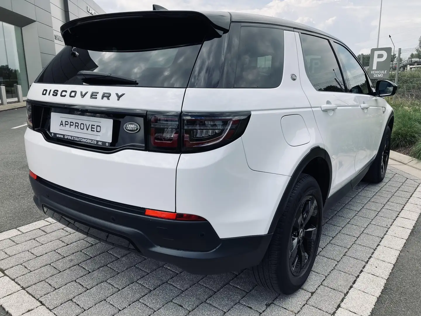 Land Rover Discovery Sport SE Pack Black Wit - 2