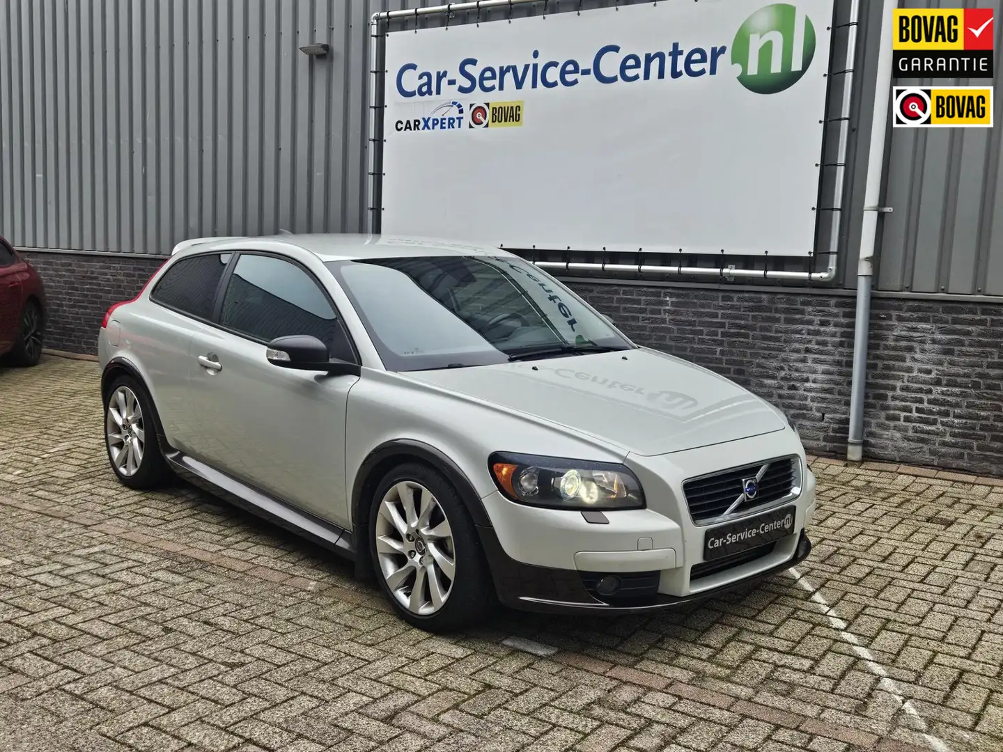 Volvo C30 2.5 T5 Momentum incl 3 maanden garantie Weiß - 1