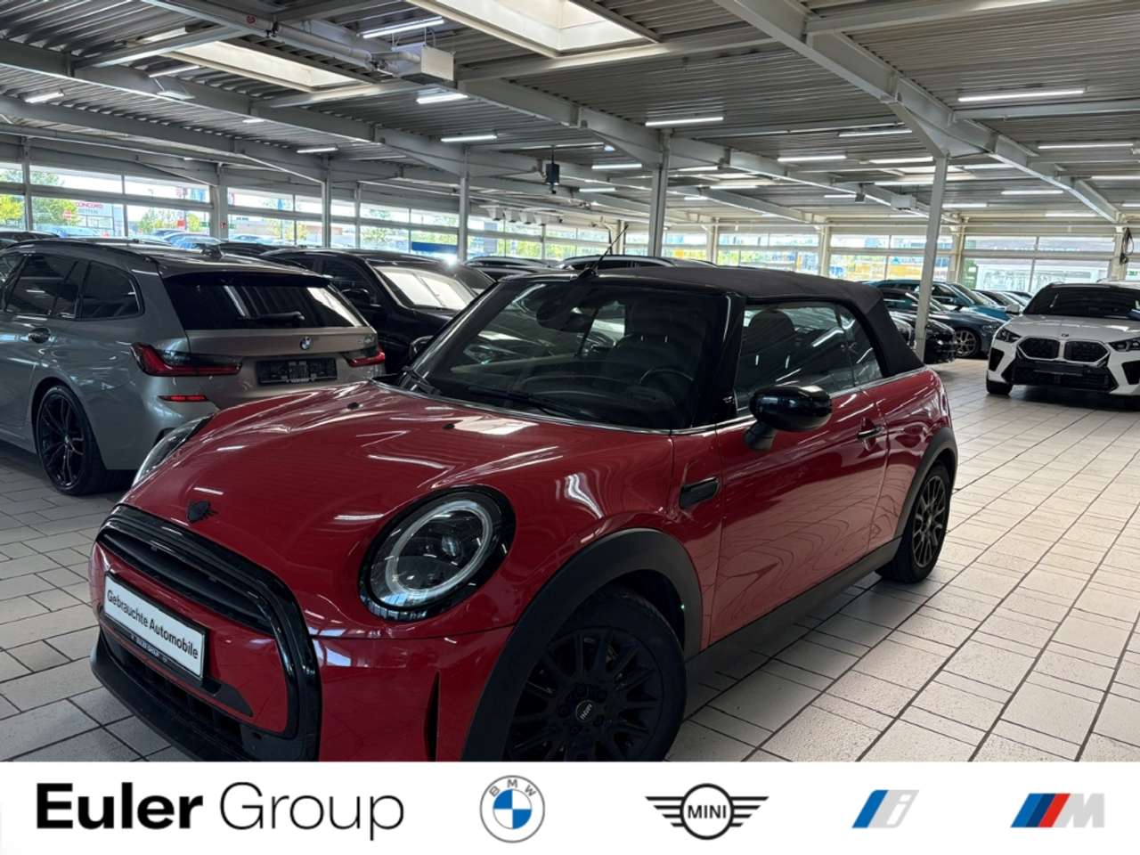 MINI Cooper Cabrio 2023 — Navi LED Drivass LenkrHZG PDC SHZ Sports. DAB