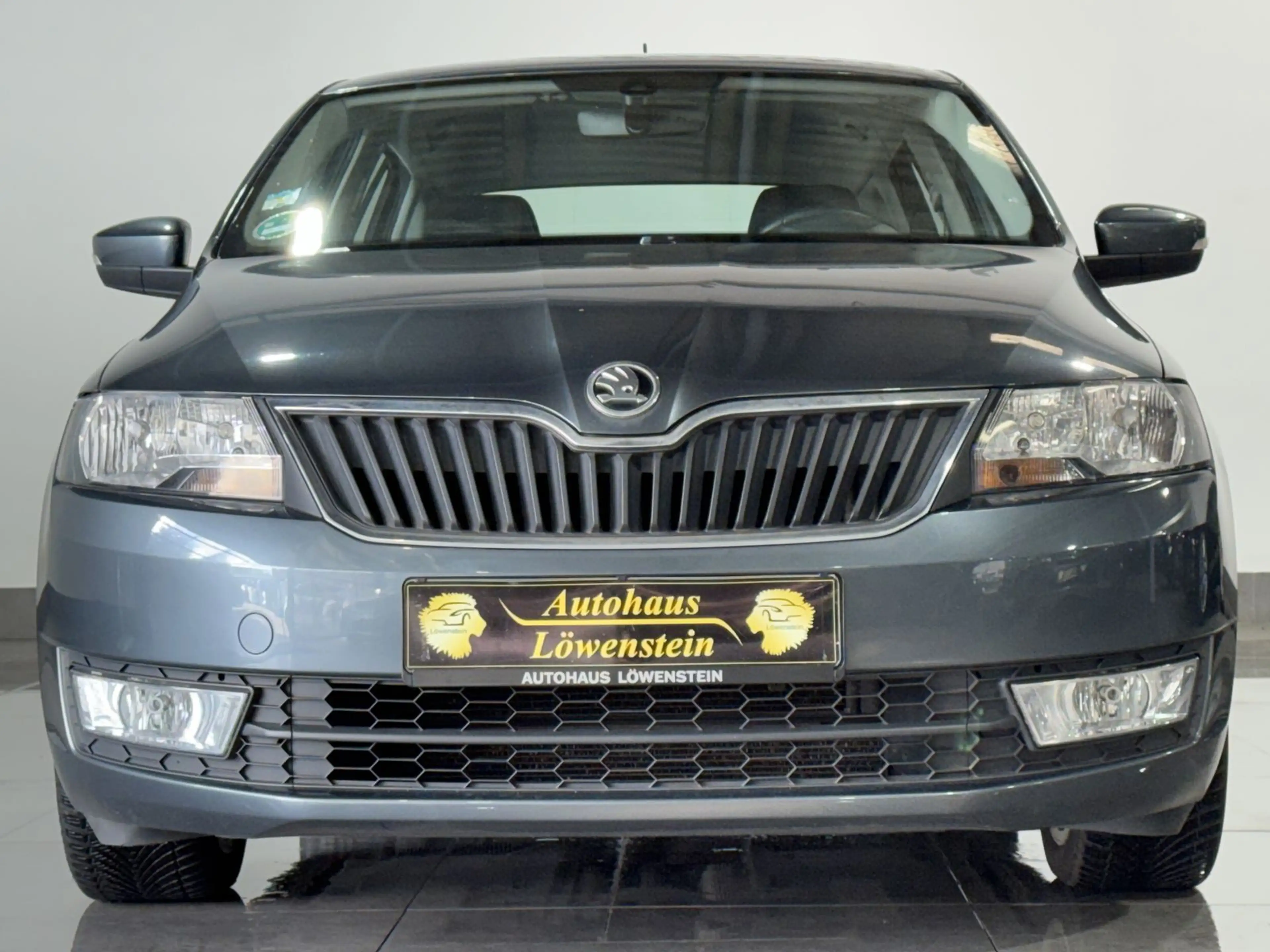 Skoda Rapid/Spaceback Style*2.HAND*DSG*KLIMA*SHZ*PDC*BLUETOOTH* — photo 4