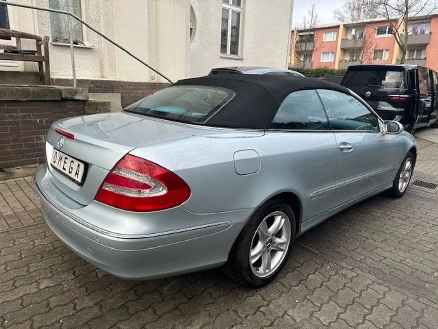 Mercedes-Benz CLK 200 CABRIO KOMPRESSOR AVANTGARDE Silber - 2
