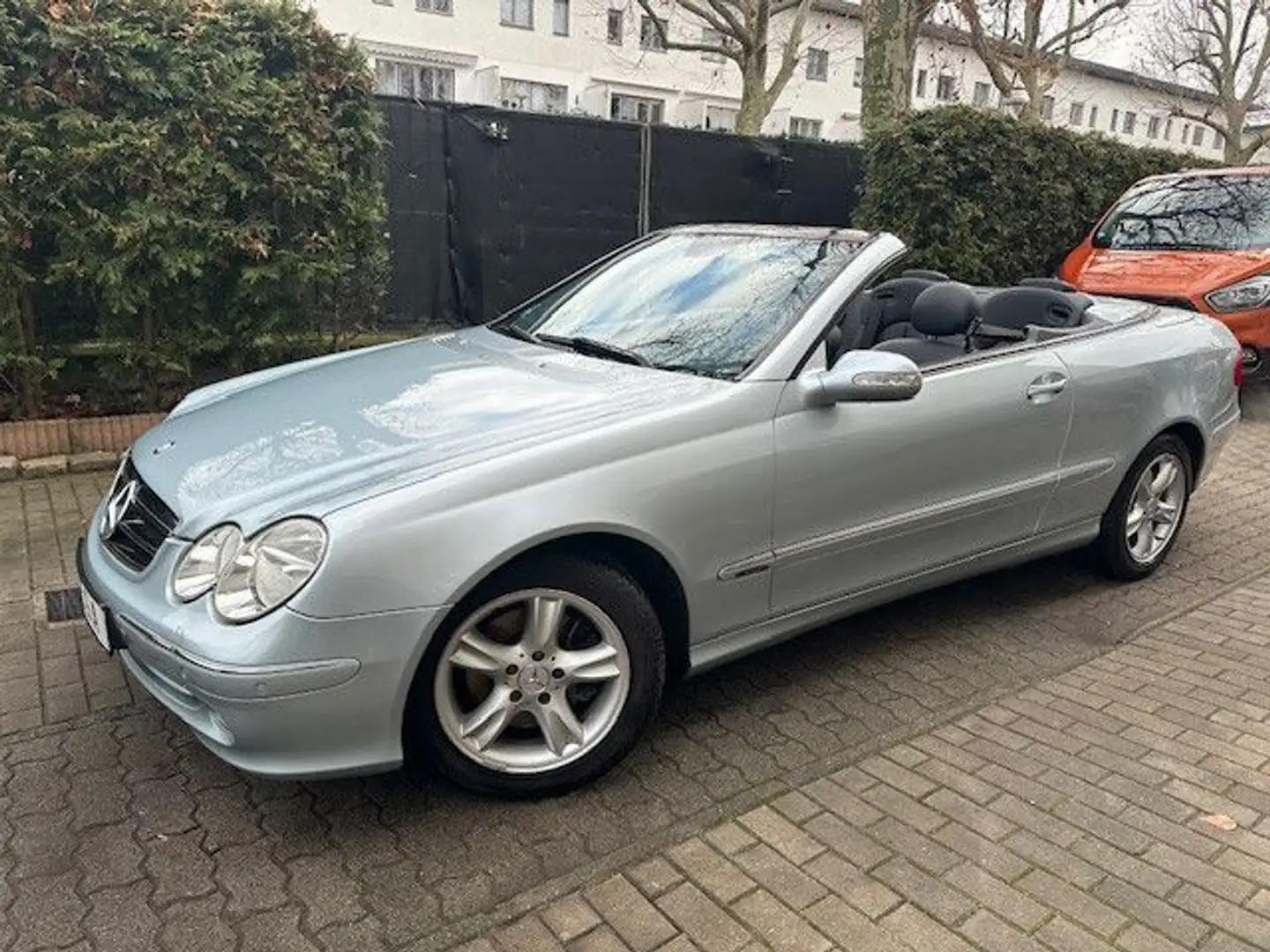 Mercedes-Benz CLK 200 CABRIO KOMPRESSOR AVANTGARDE Silber - 1