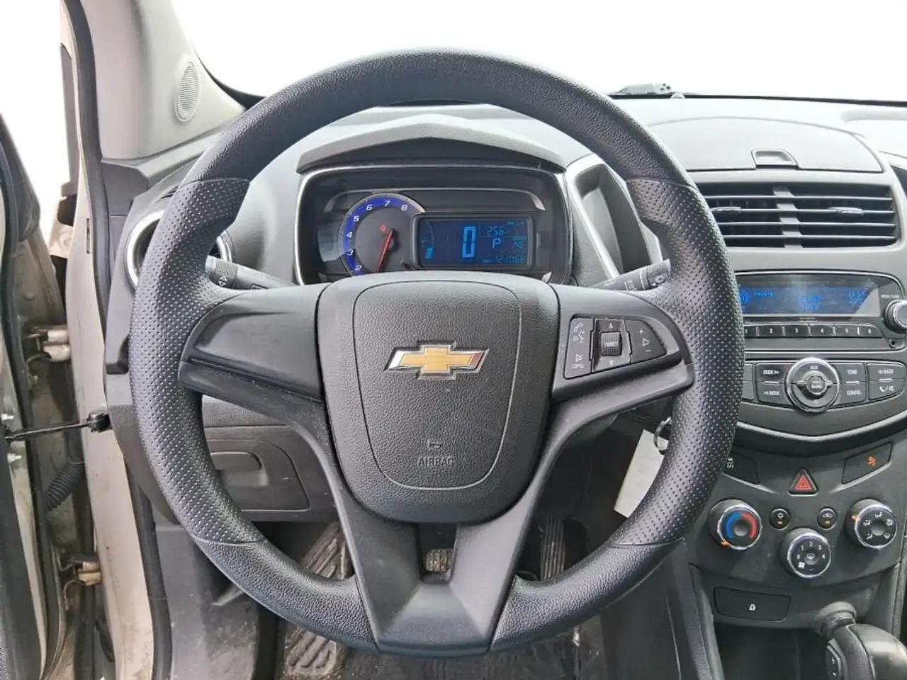 Chevrolet Trax photo Chevrolet Trax