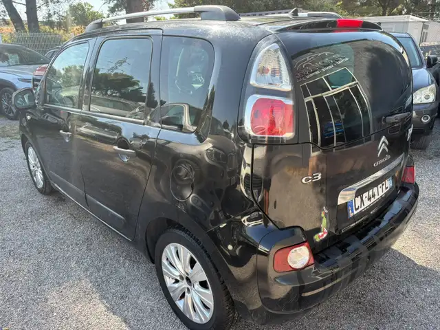 Citroen C3 Picasso view 3